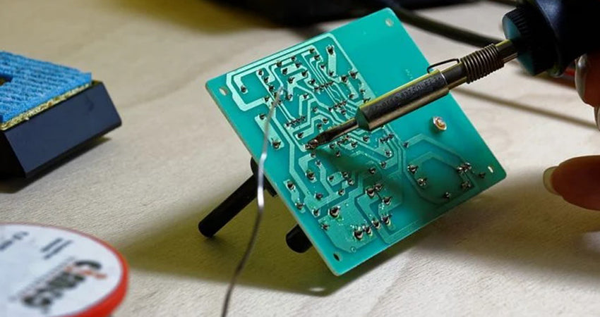 TS100 SOLDERING IRON