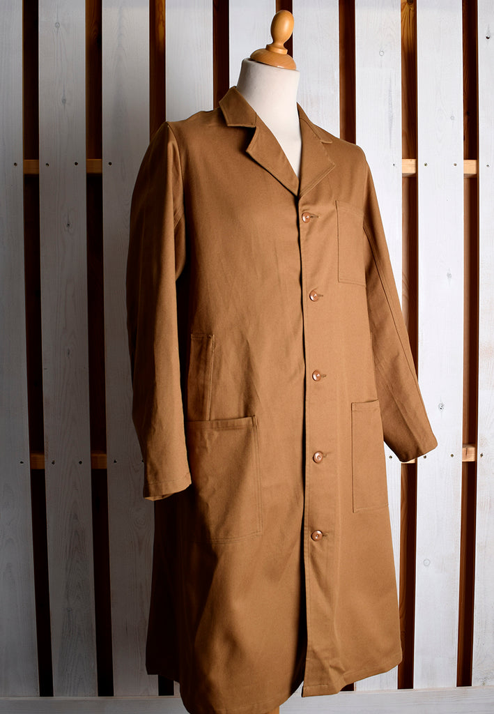 Brown Shop Coat (JA116)