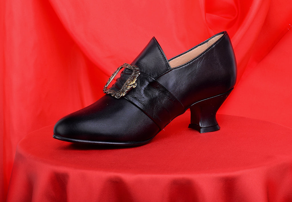 Ladies Leather Buckle Front Shoes (SP1900)