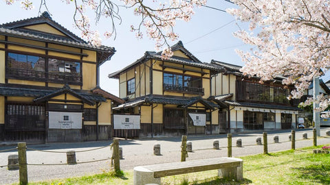 A new Japanese hotel to live like a medieval lord in a real castle keep--KELOPA