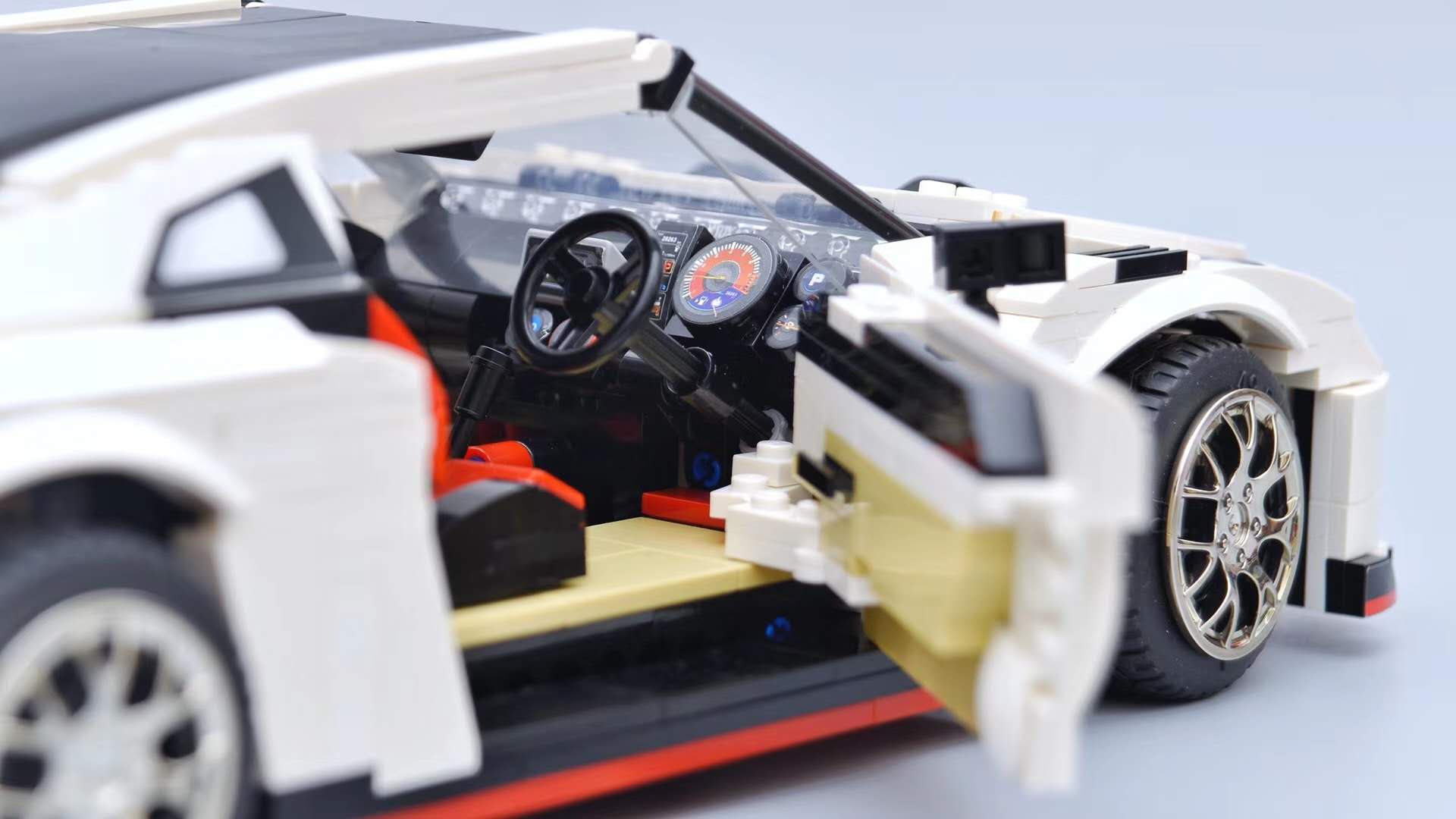 Supercar R35 Interior