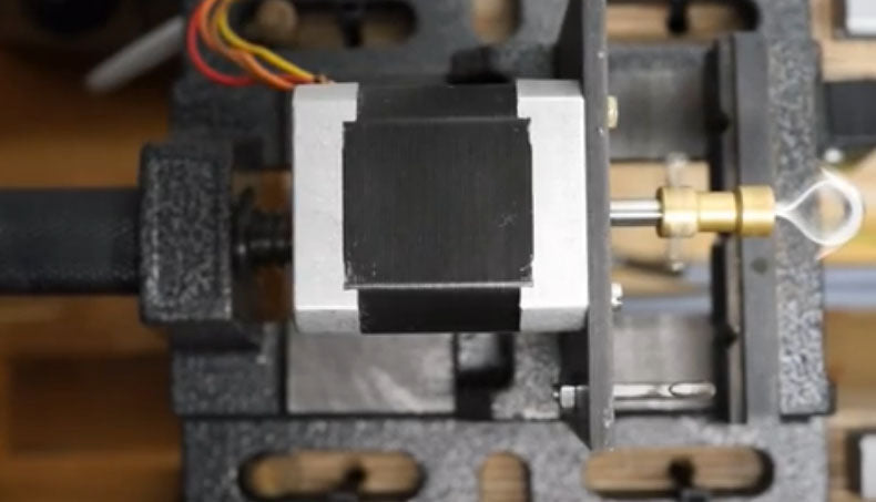 "stepper motor nema 23 Great motors, very affordable for a new build."review in Spain