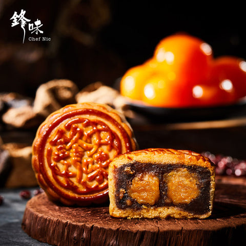锋味月饼的双蛋黄月饼