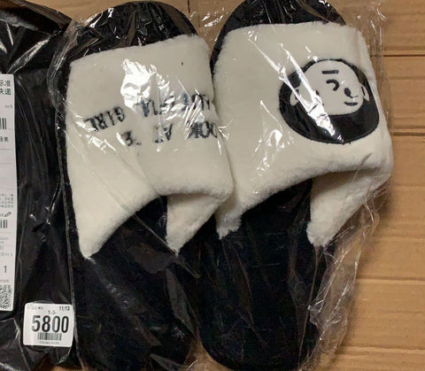 日式风格的冬季棉拖鞋