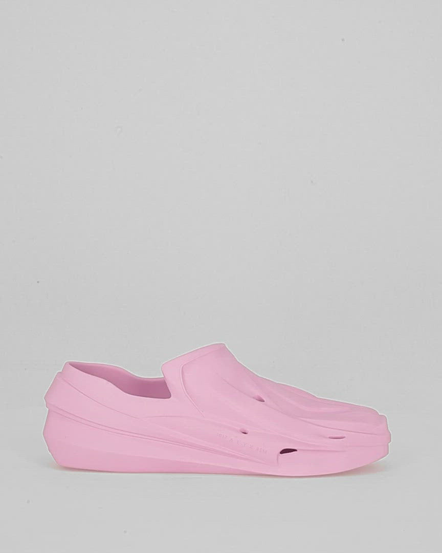 mono slip on
