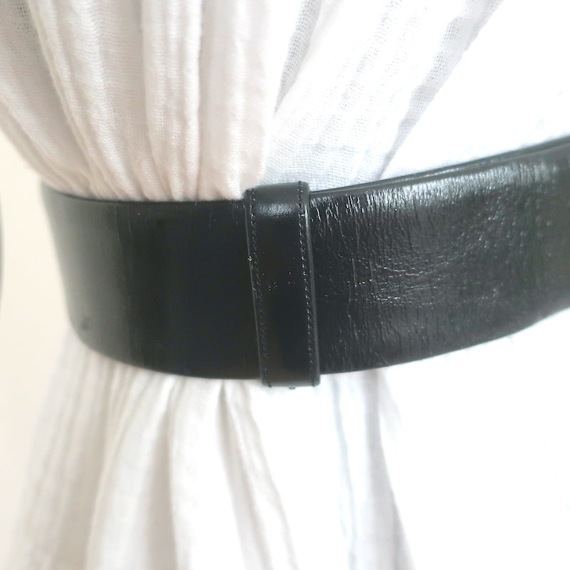 Judith Leiber Carved Feet Buckle Waist Belt Black Leather One Size