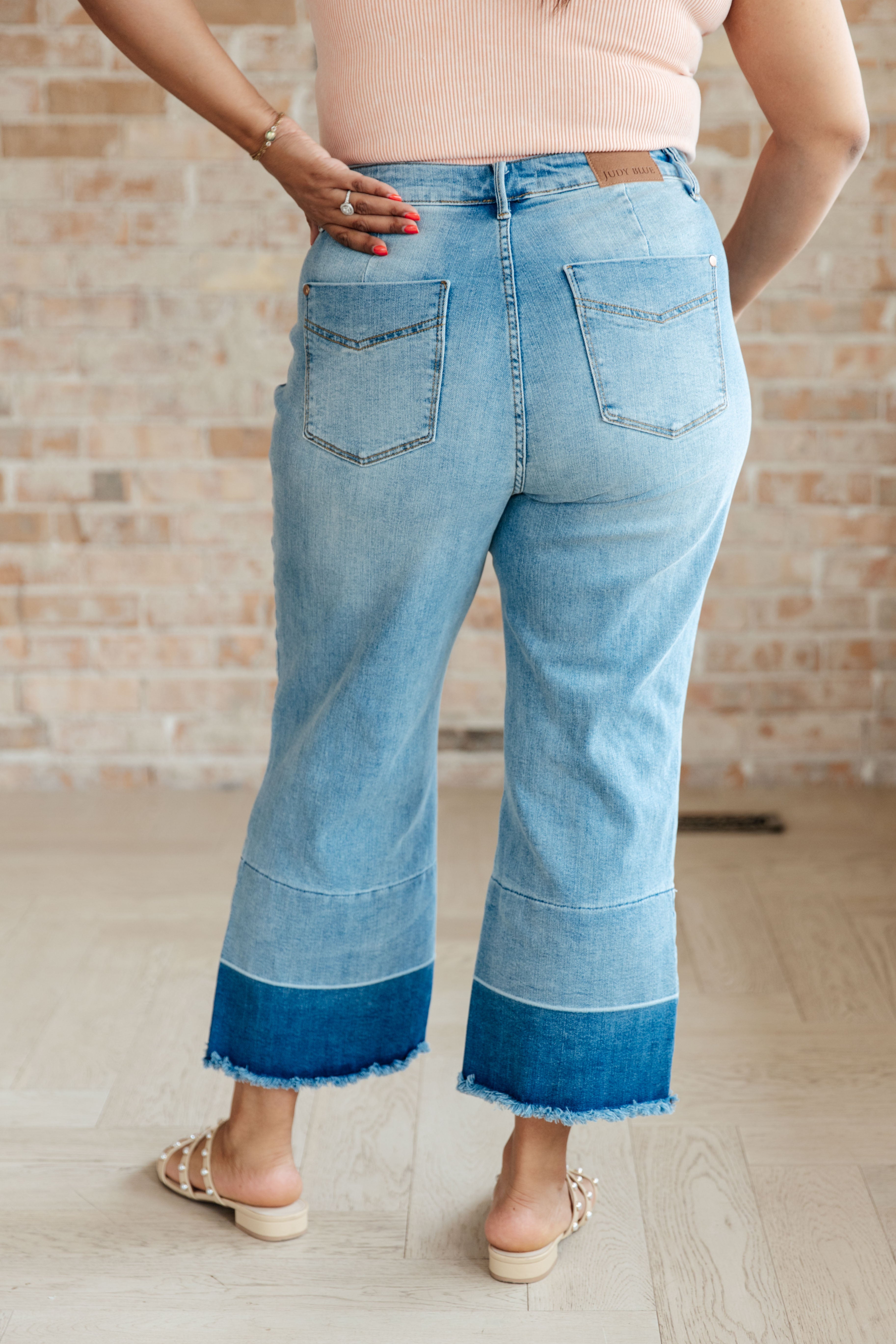 Judy Blue Medium Wash Olivia High Rise Wide Leg Crop Jeans