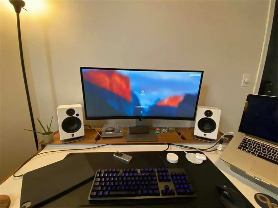 Aperionaudio-Allaire-Bluetooth-Powered-Gaming-Speaker-Pair-4