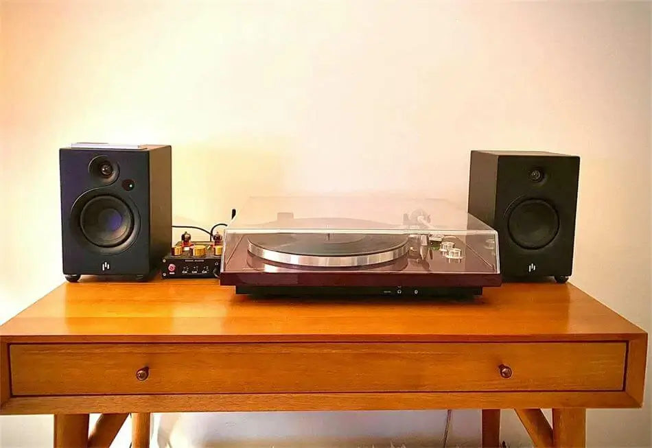 Aperionaudio-Allaire-Bluetooth-Powered-Gaming-Speaker-Pair-5