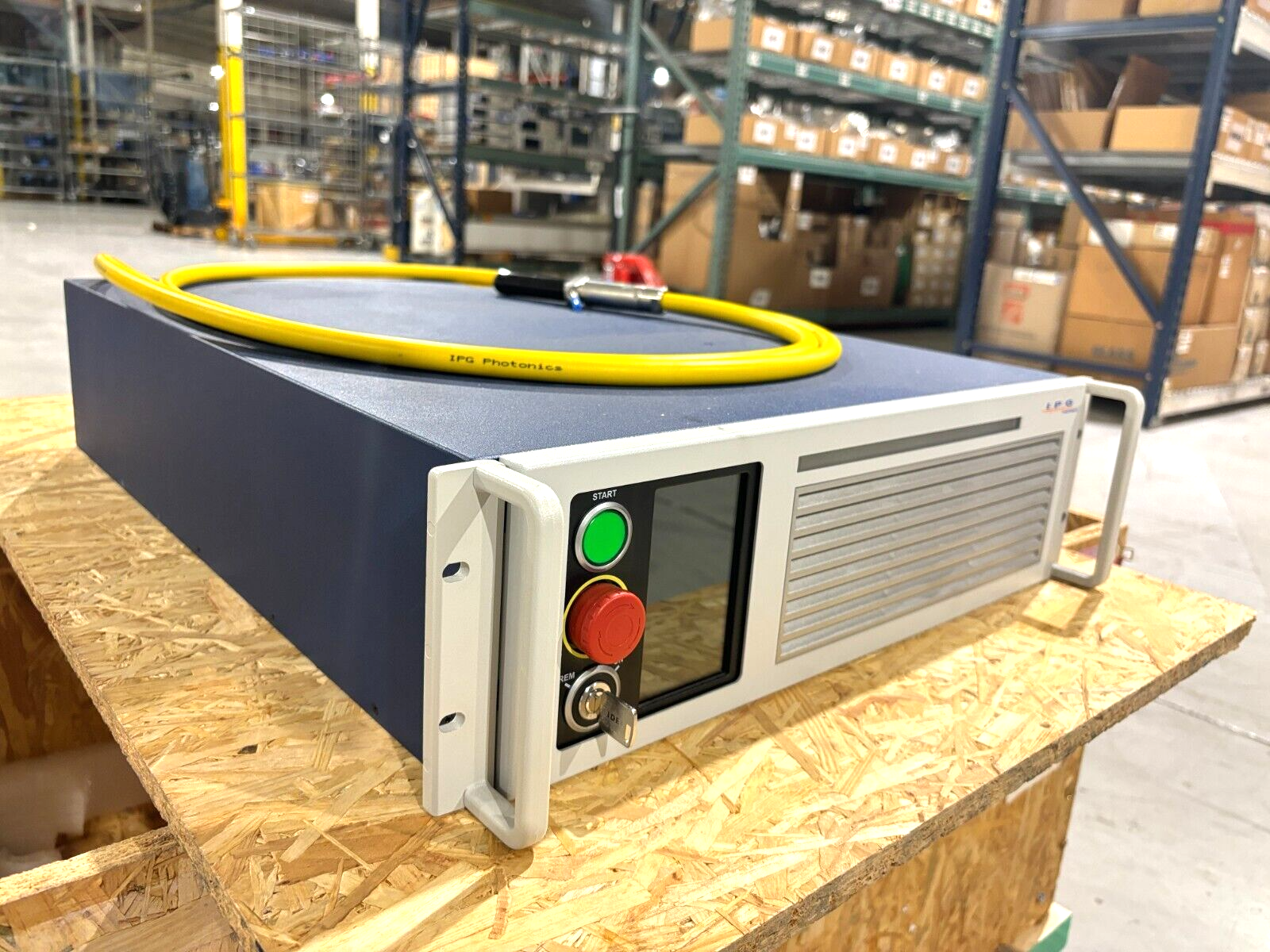 IPG Photonics Lasers YLR-400-WC Ytterbium Laser, 400W, 1600VA, (Oct. 2016)