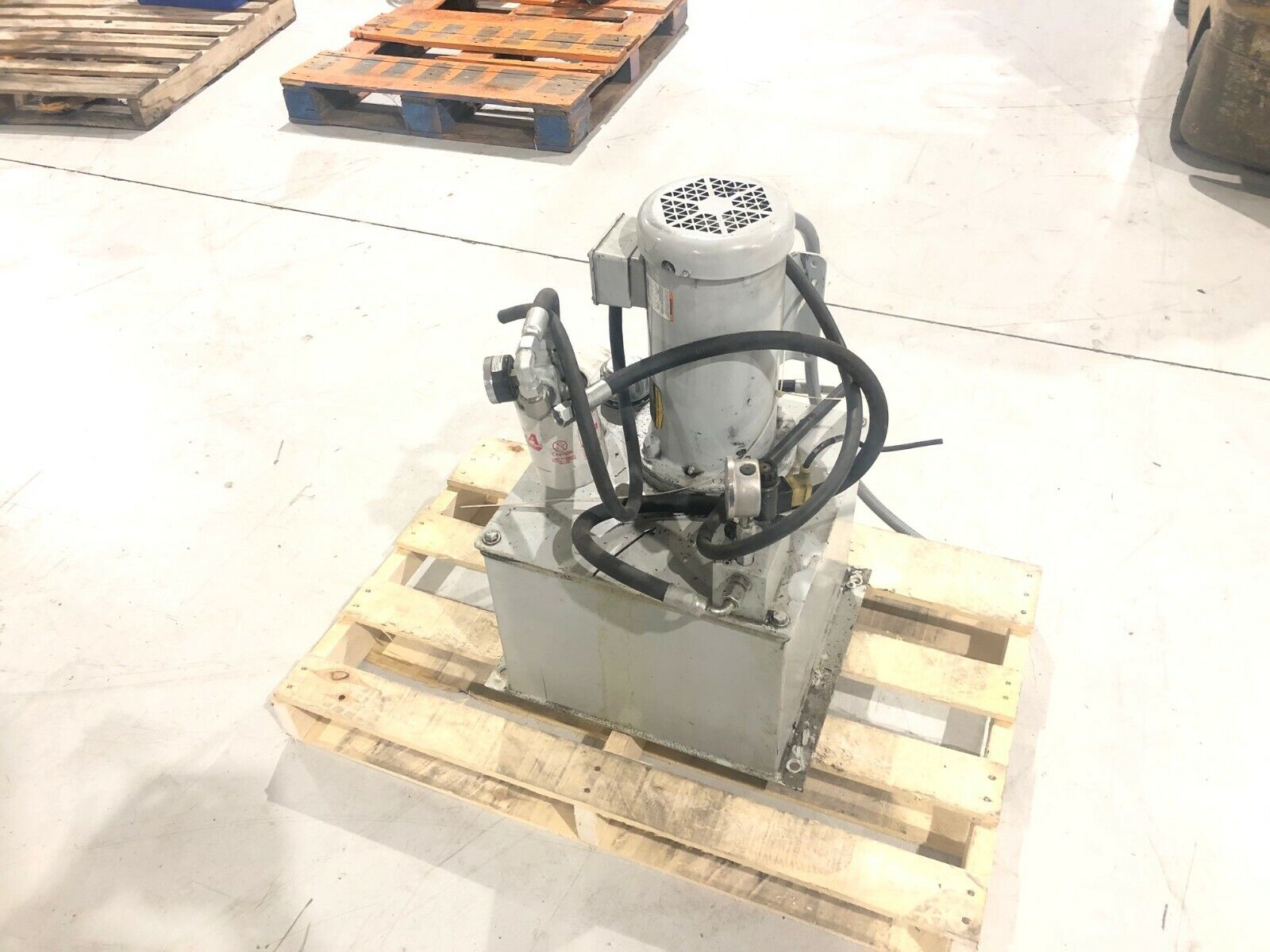 MFP 2GG1U08R-X4556 Hydraulic Pump, MFPU, 3 HP Baldor Motor, Gear Pump