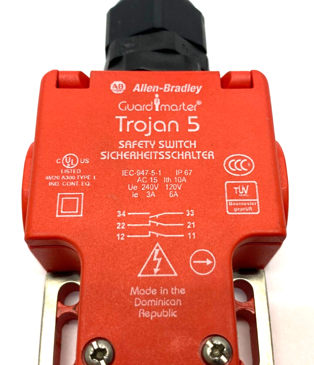 Allen Bradley 440K-T11132 Ser. B Trojan 5 Guardmaster Safety Interlock Switch