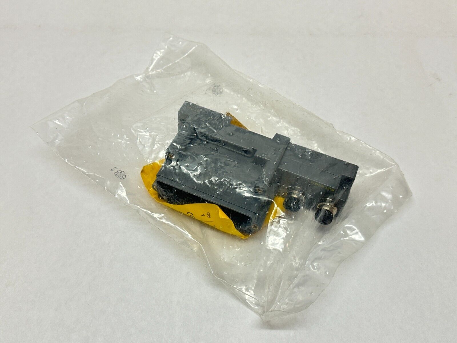 Turck BL67-B-2M12 Base Module Male 2 x M12 5-Pin 6827186