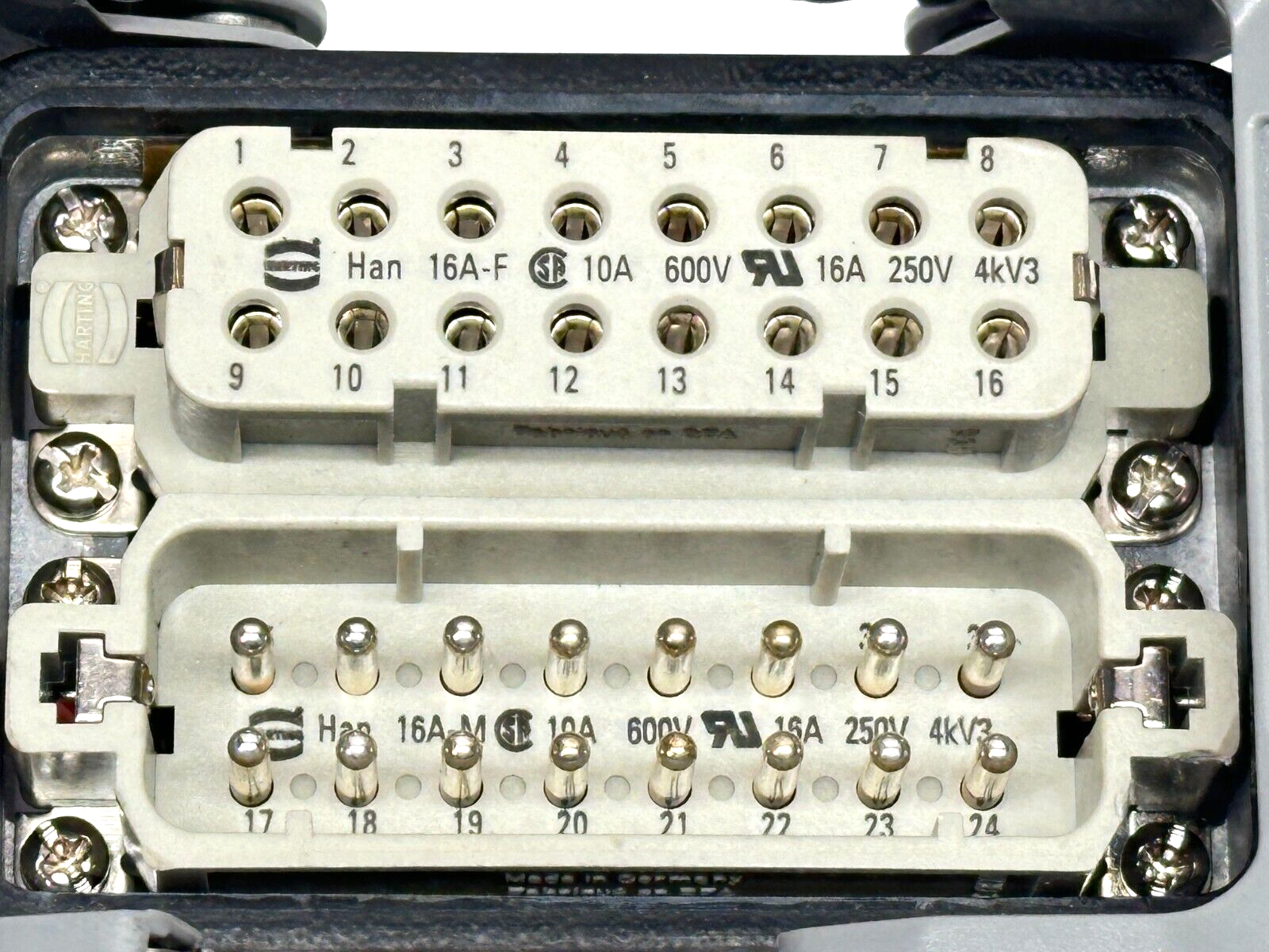 Harting 09 20 032 0301 Han A Base Panel 2 Levers w/ Han 16A-F / 16A-M 16A 250V