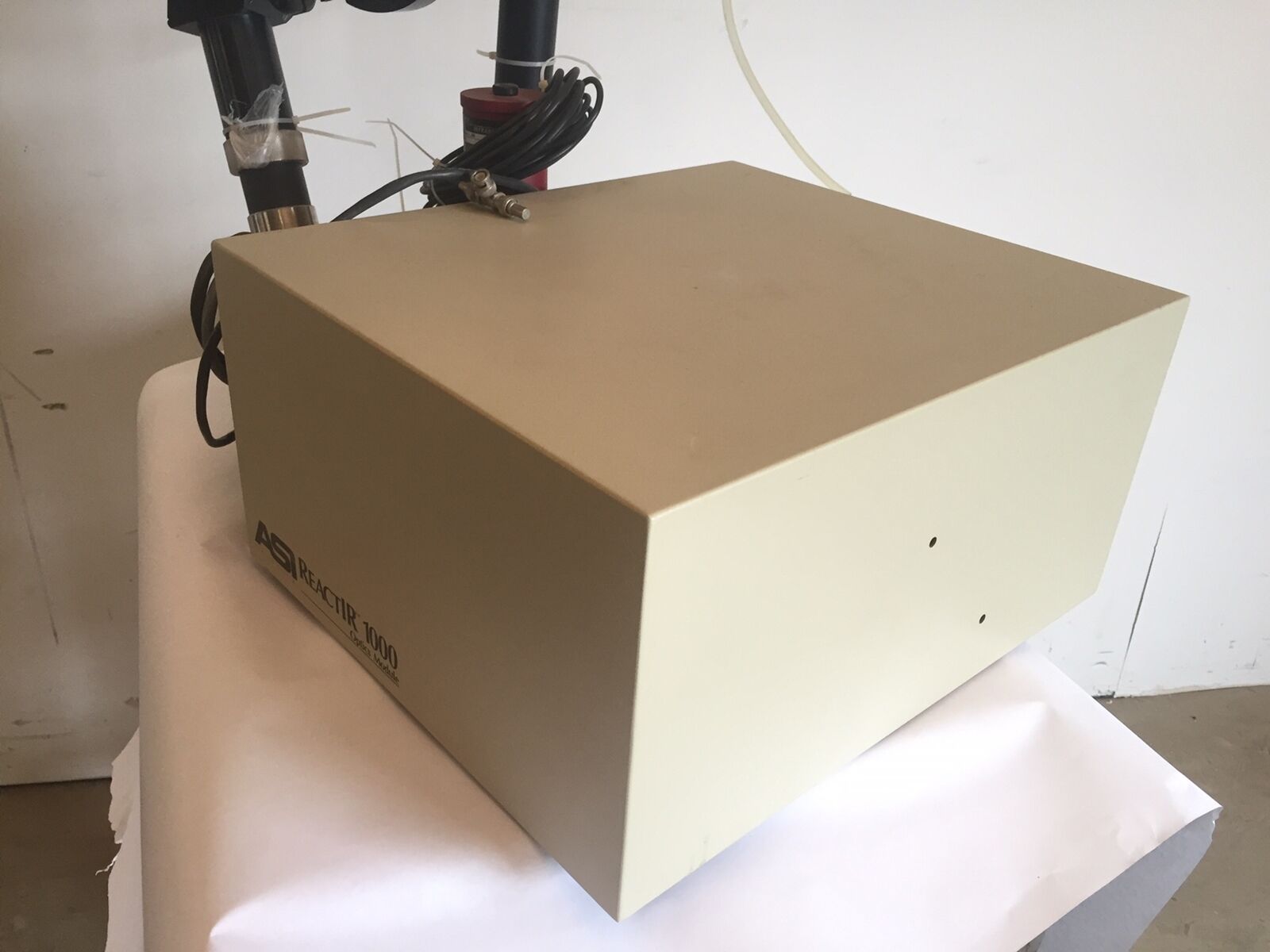 ASI ReactIR 1000 Optics Module 001-1002 w/ SICOMP Laser Probe Applied Systems