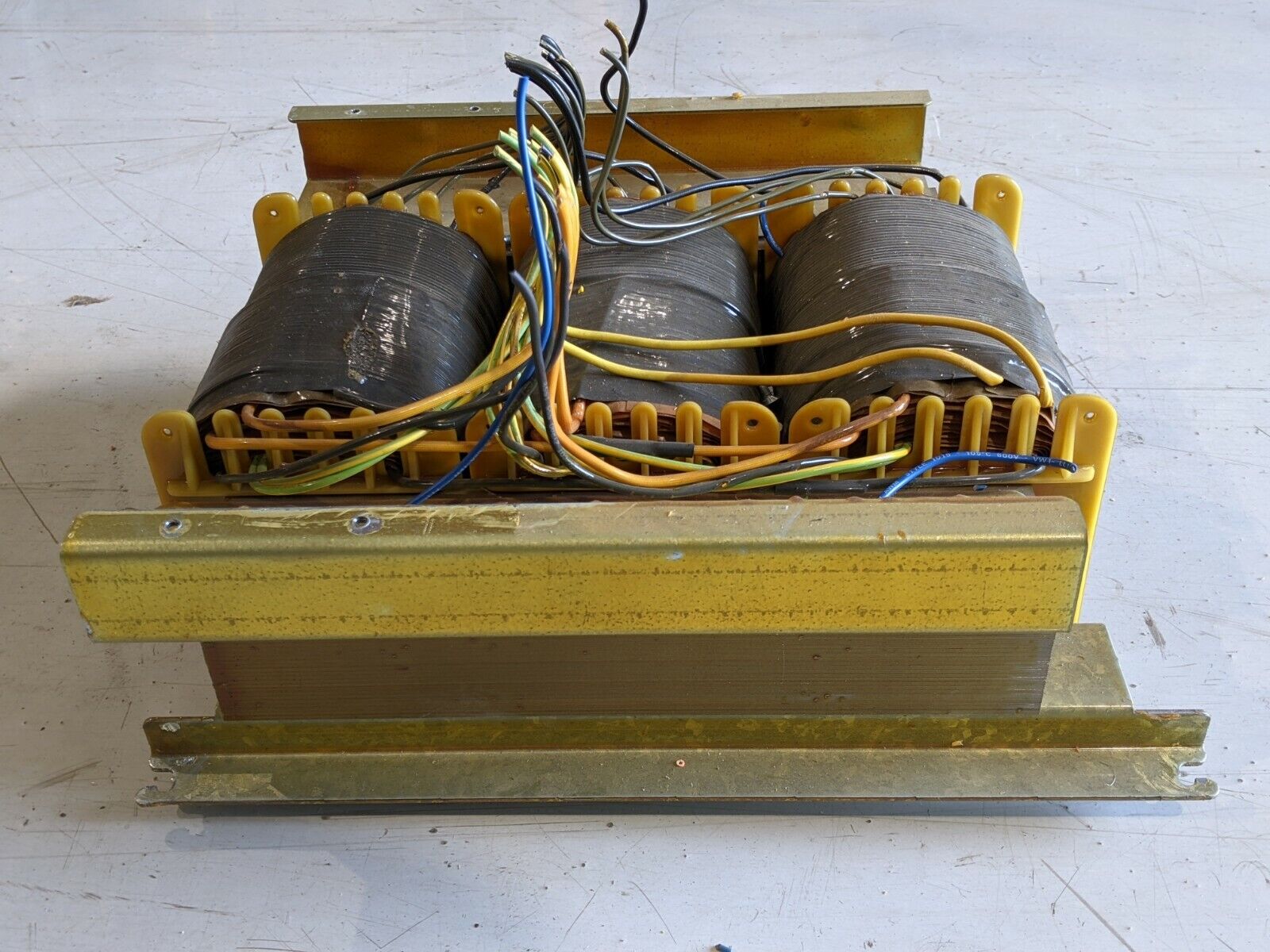 O. Holen ABB 3 HNE 01374-1 Transformer 475-600V Primary, 260/55V Secondary