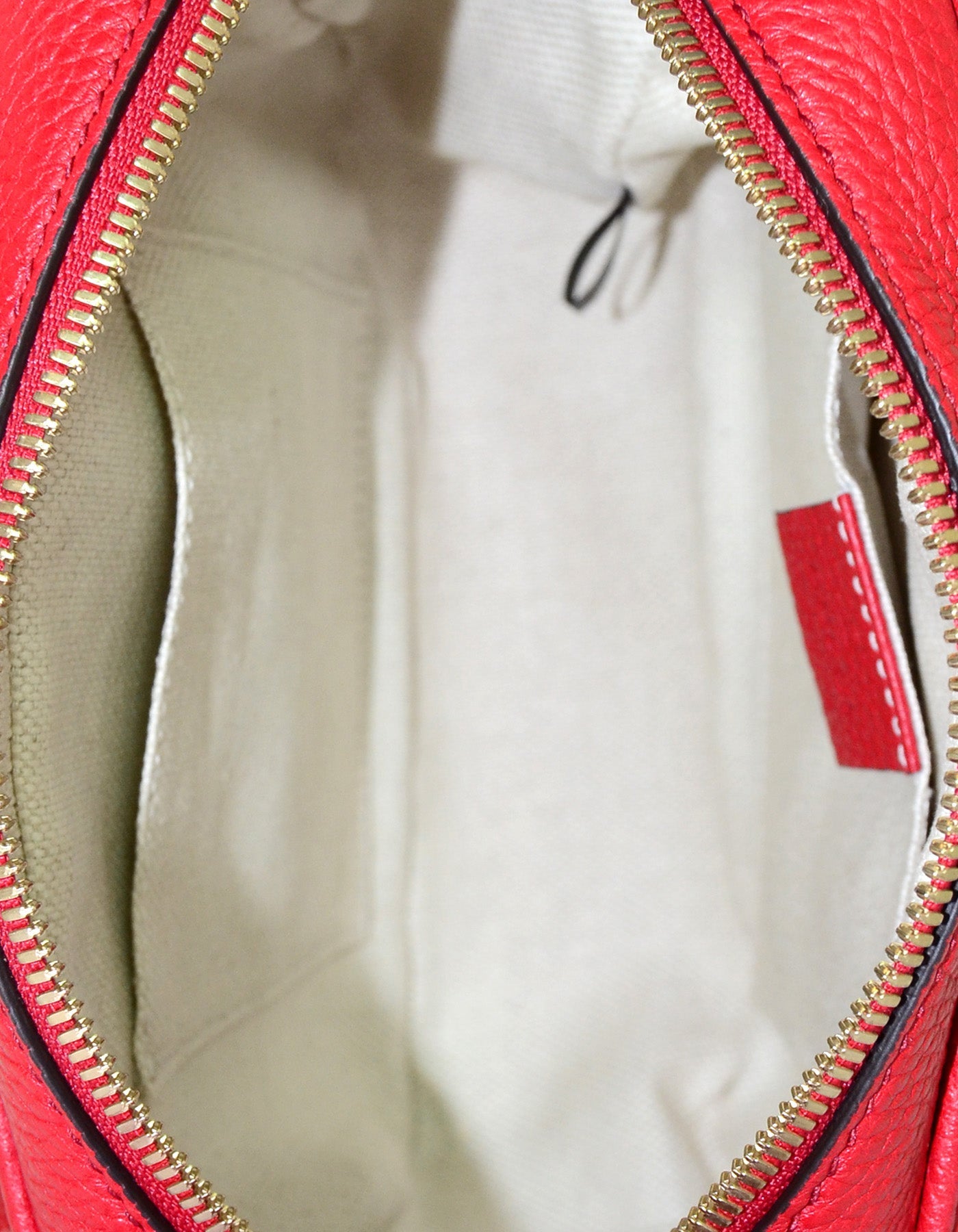 Gucci Red Pebbled Calfskin Leather Soho Disco Crossbody Bag
