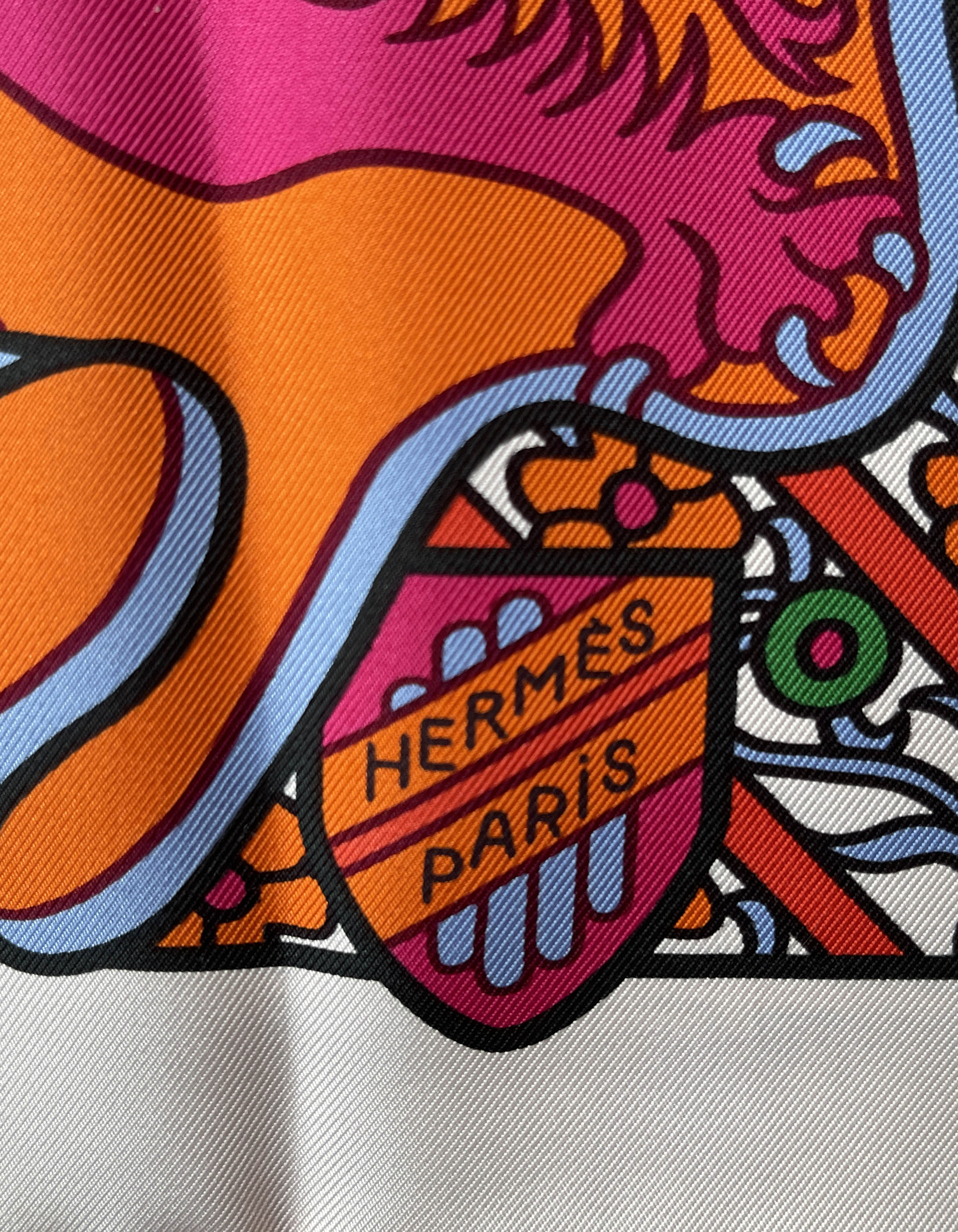 Hermes Orange/White Duels Oniriques 90cm Silk Scarf