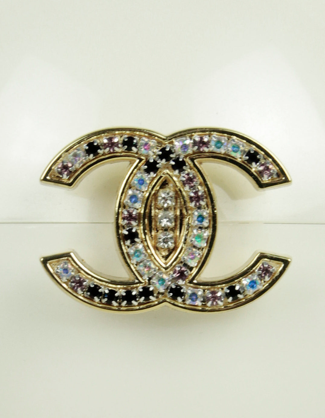 Chanel 2016 Dubai VIP Gift PVC Pearl Bag w/ CC Clasp