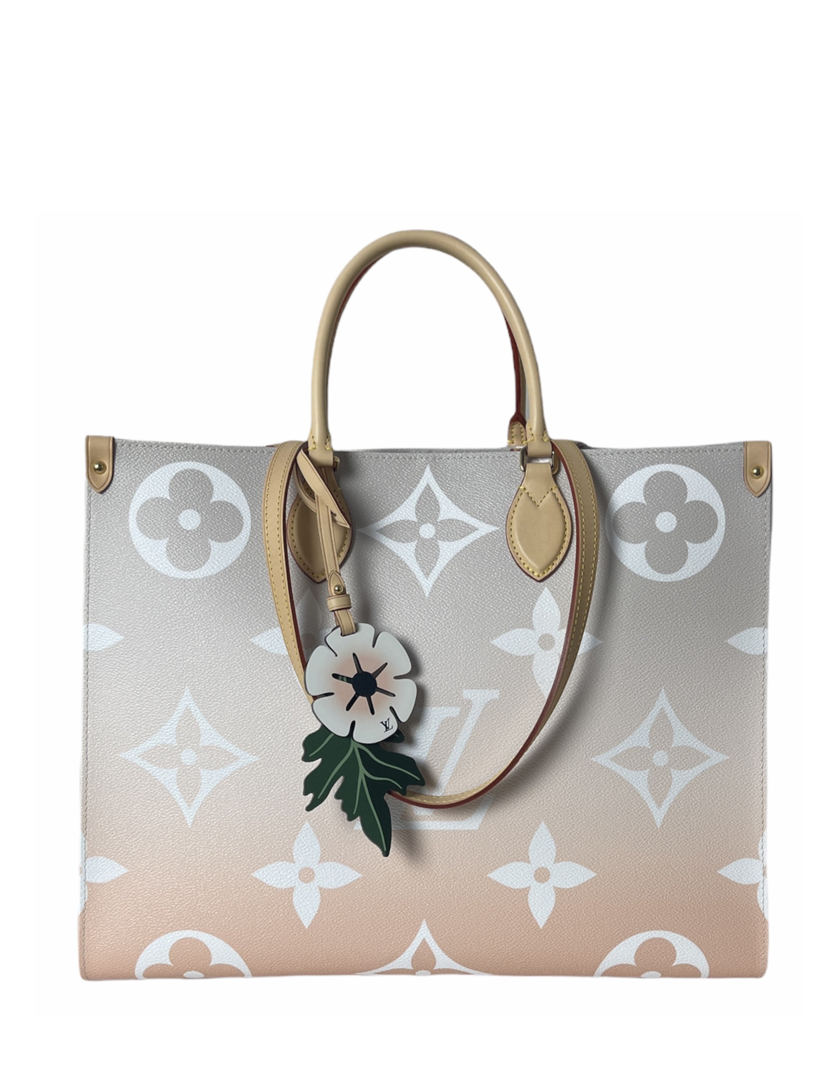 Louis Vuitton NEW Monogram Giant Mist By The Pool Onthego GM Tote Bag