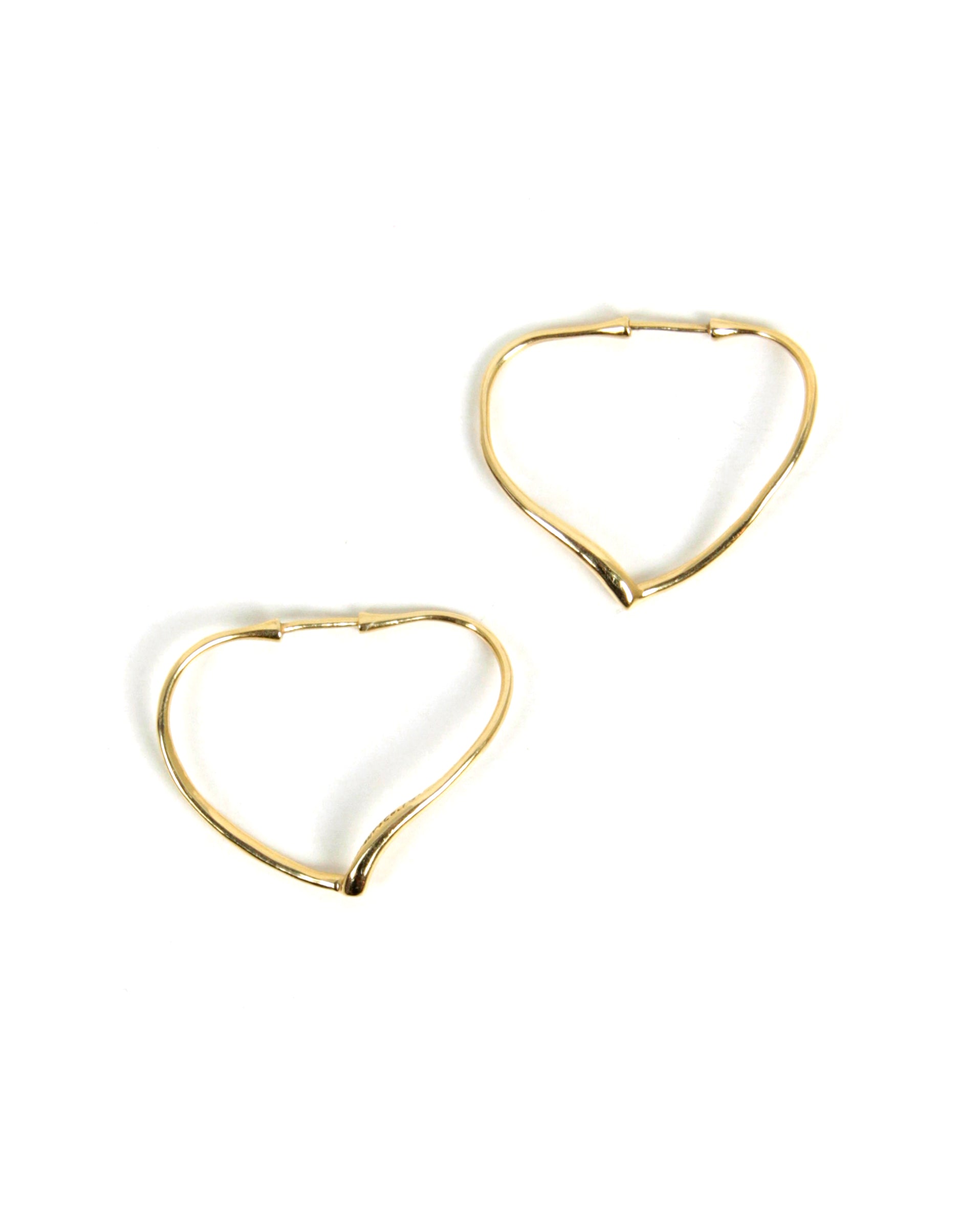 Tiffany & Co 18K Gold Peretti Small Open Heart Hoop Earrings