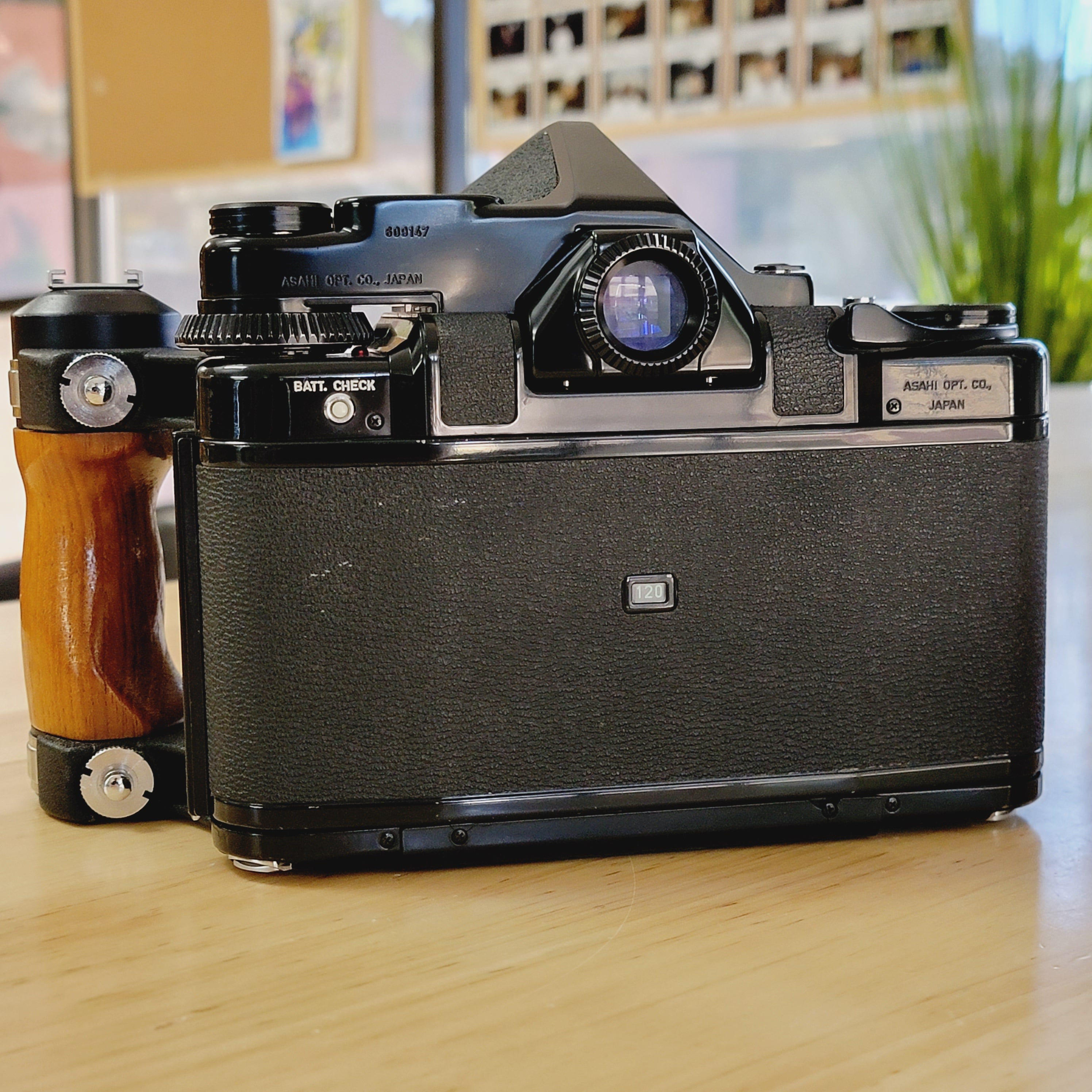 Pentax 67 Body (Late) with metered viewfinder, grips and 75mm f/4.5 Lens