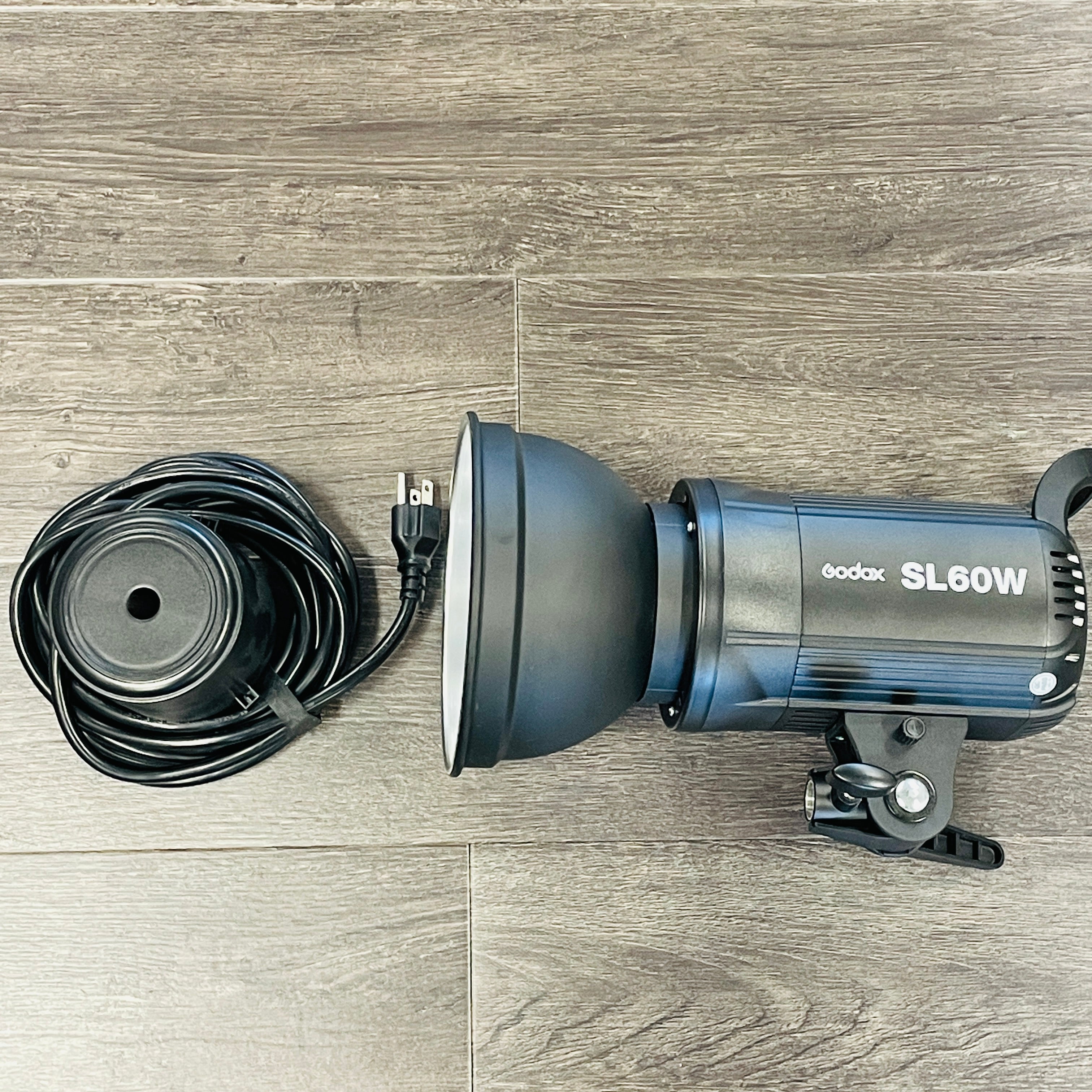 USED Godox SL-60 LED Video Light (Daylight-Balanced)