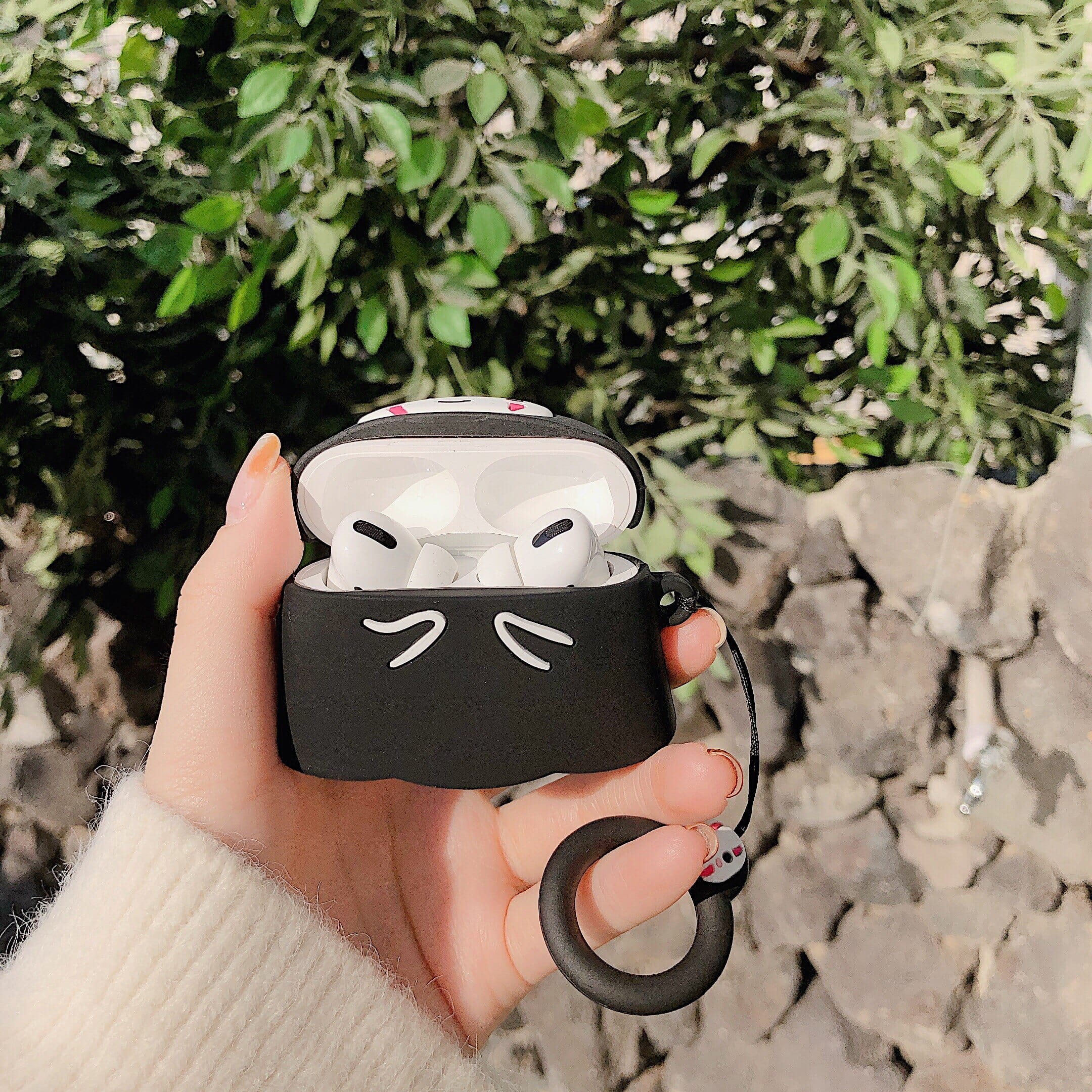 Spirited Away Kaonashi AirPods Case