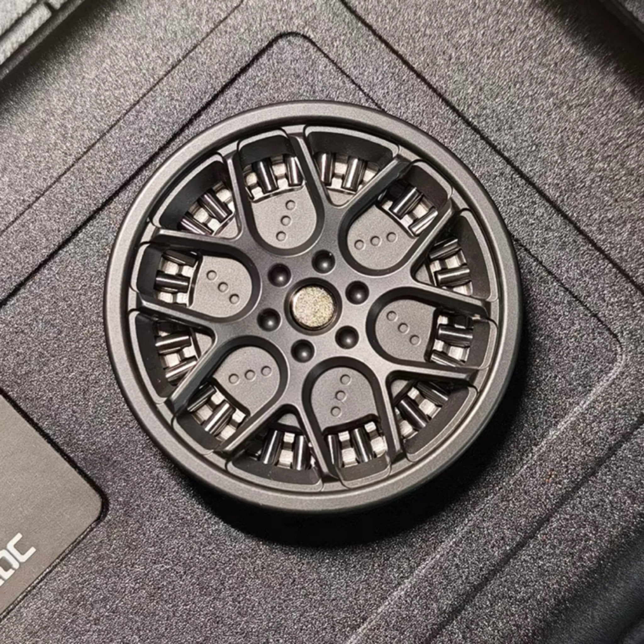 JuzhEDC Wheel Rim Haptic Coin