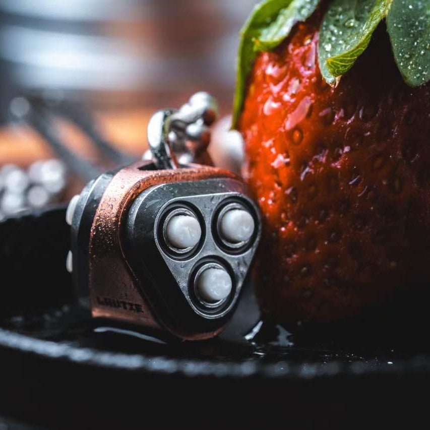 LAUTIE Spy Wars BeetleCrash & StrawberryCrash Fidget Clicker