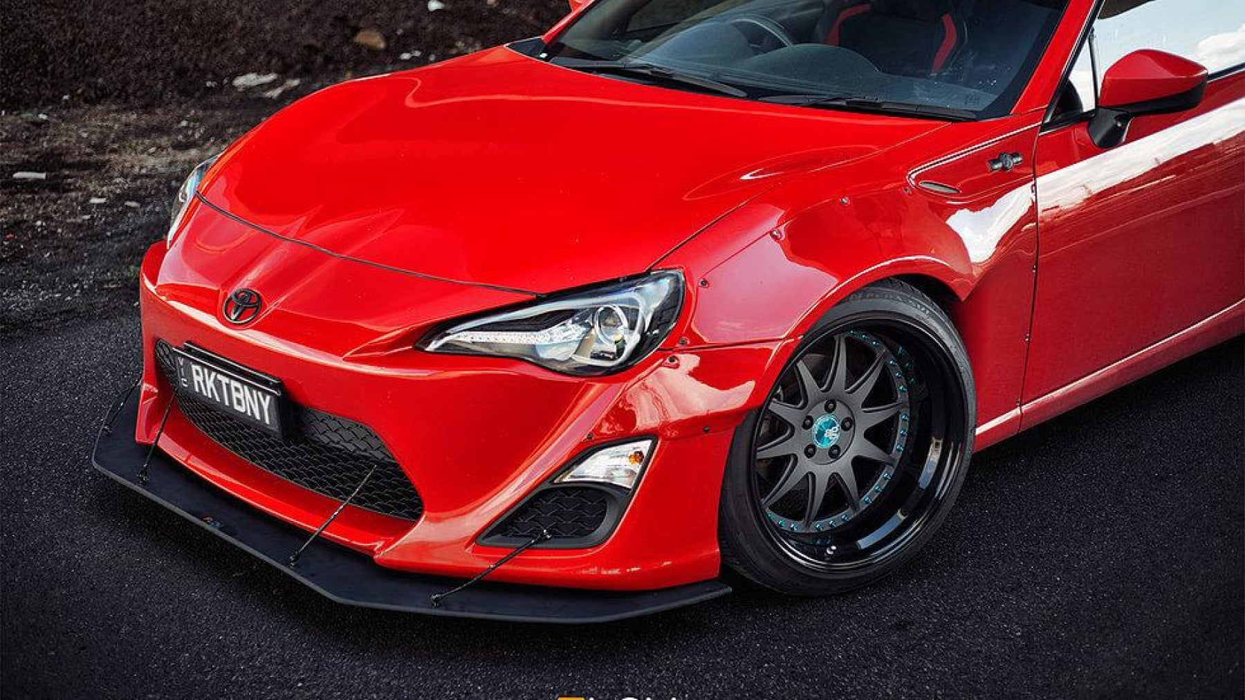 Toyota 86 Front Lip Splitter (Rocket Bunny) with 2 Support Rods