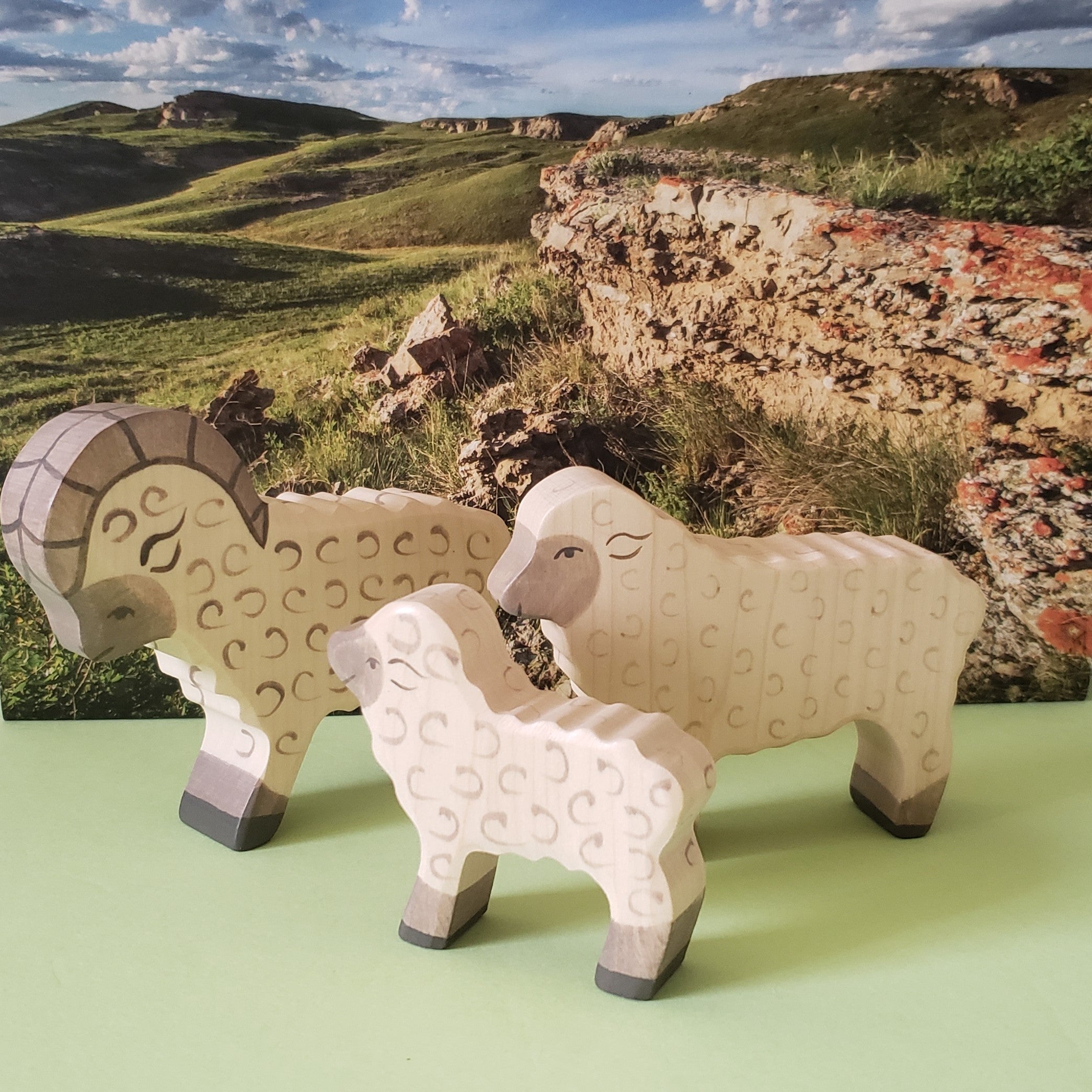 Sheep family-2-Set of 3-Holztiger