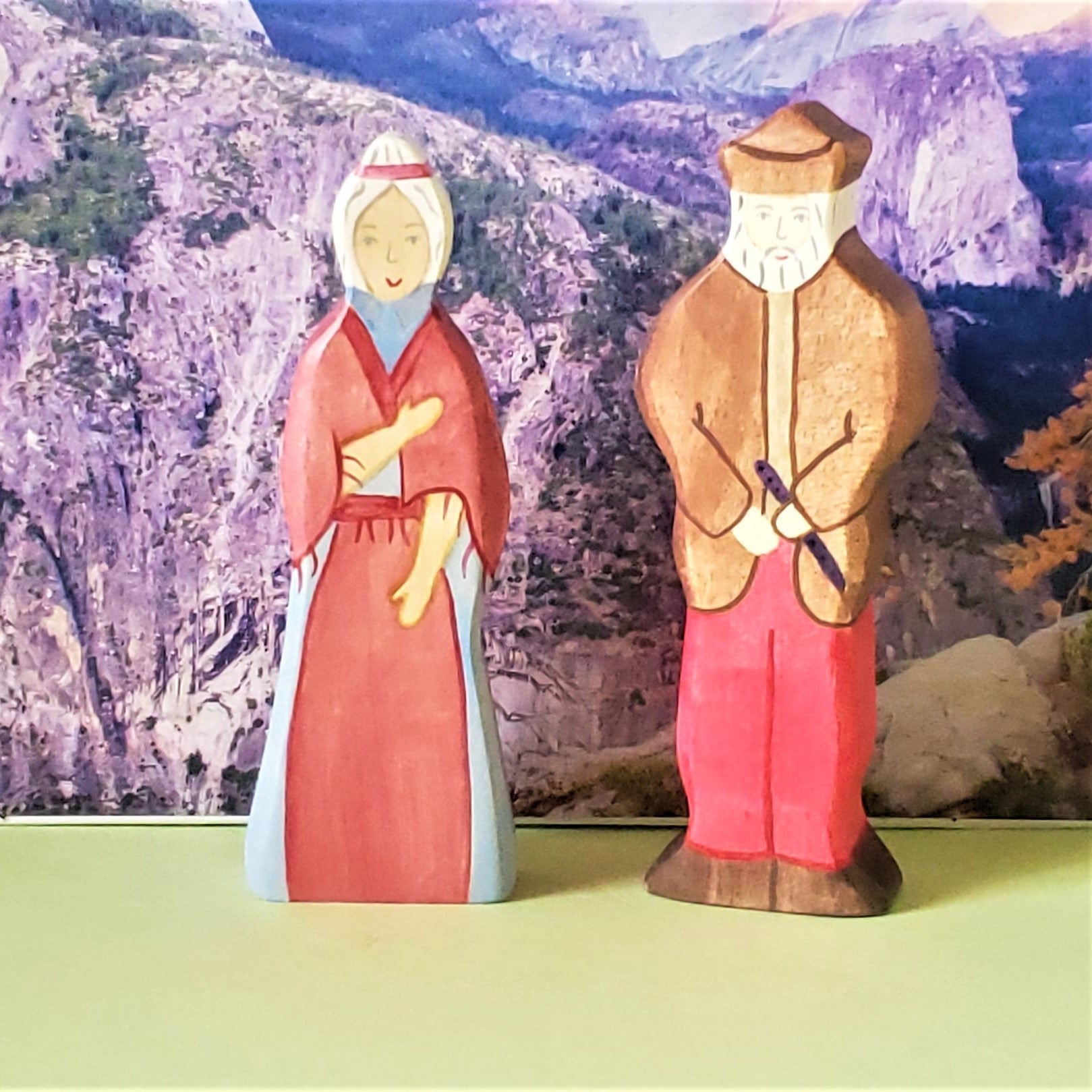 Grandpa and Grandma-set of 2-Holztiger