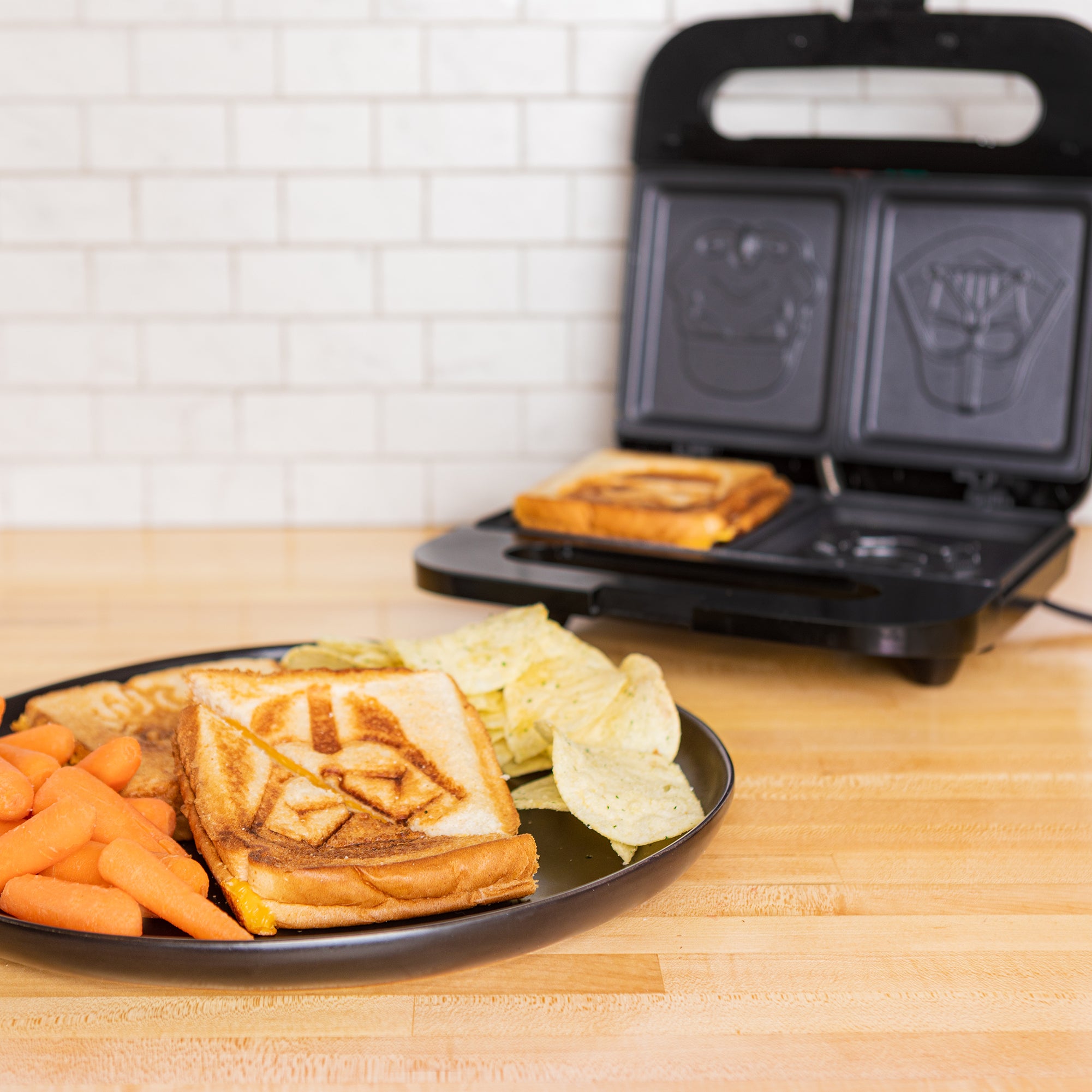 Star Wars Darth Vader & Stormtrooper Grilled Cheese Maker