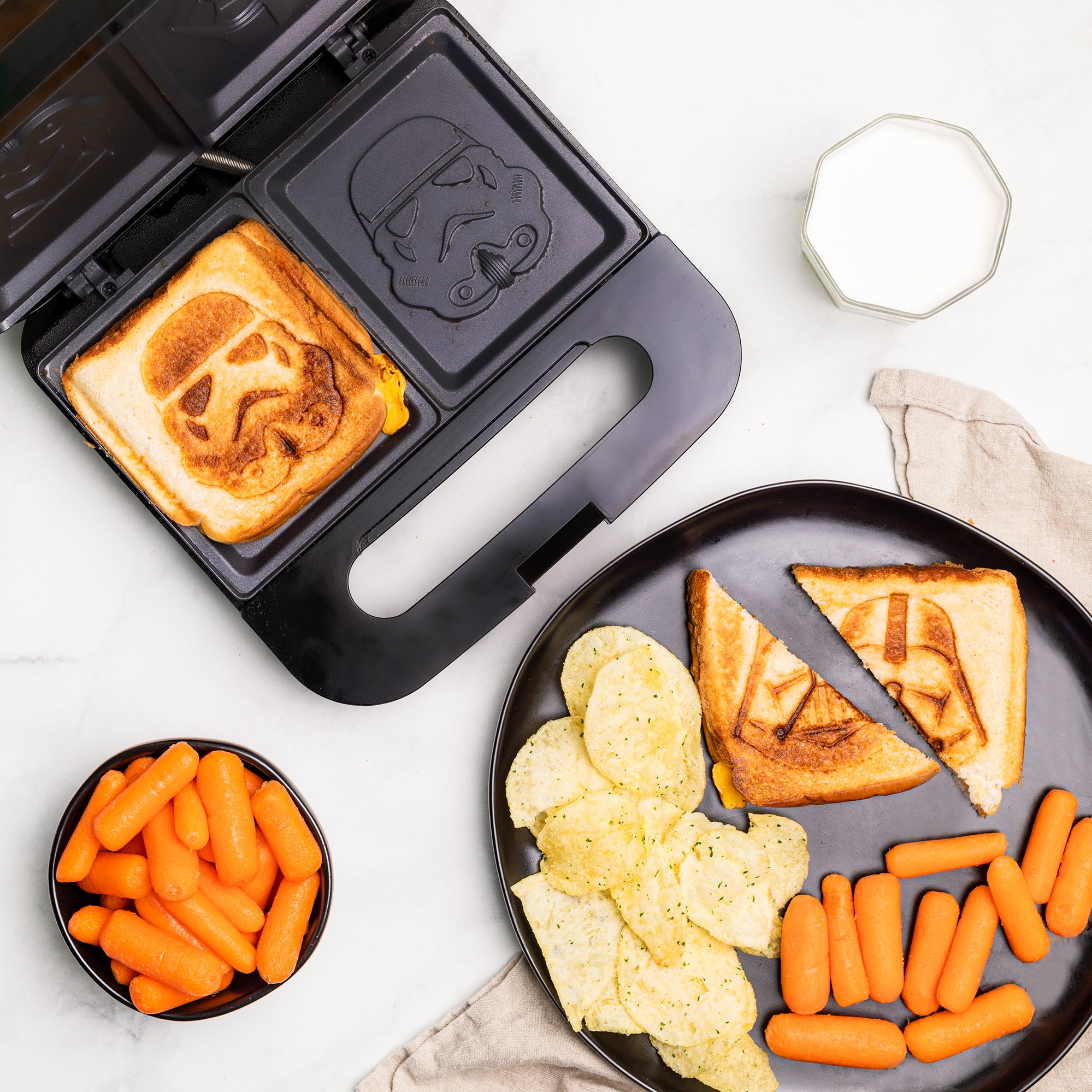 Star Wars Darth Vader & Stormtrooper Grilled Cheese Maker