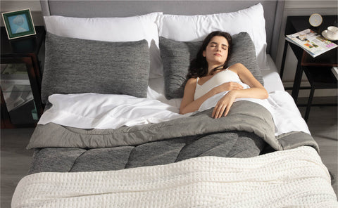Reversible Cool Warm Comforter Set | Bedsure | The perfect fusion of elegance and traditional elements
