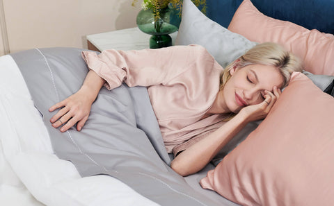 100% Mulberry Silk Pillowcase and Sleep Eye Mask | Bedsure 3