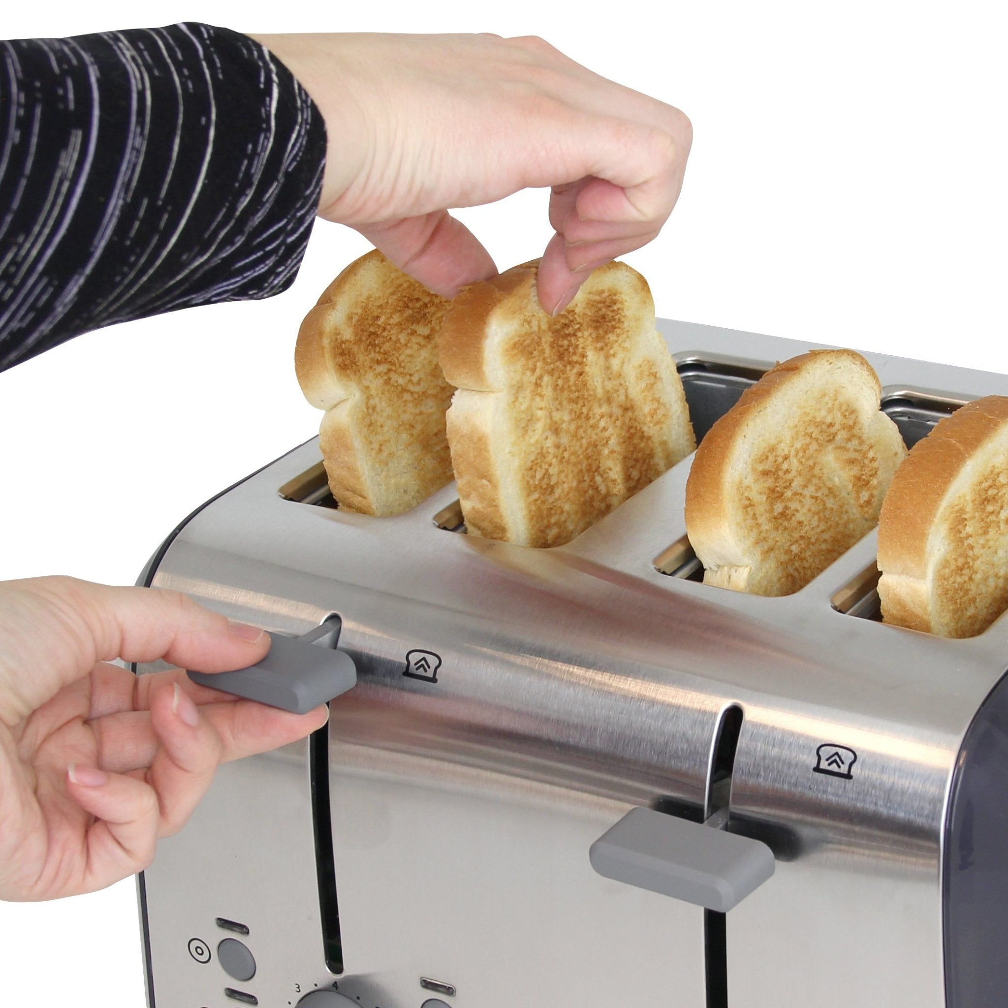 West Bend 4-Slice Toaster with Auto-Shut-Off