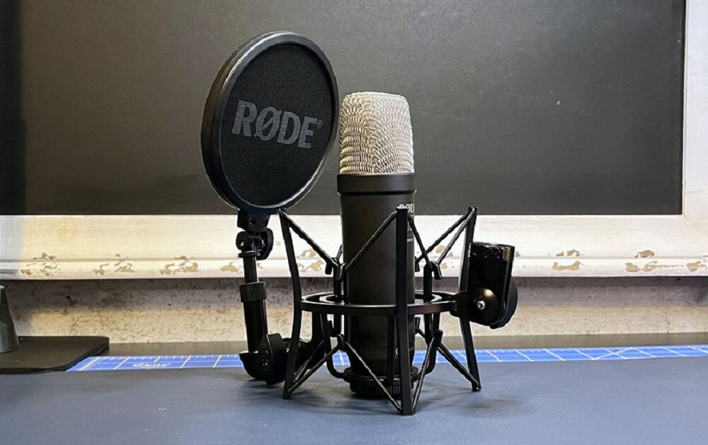 podcasting equipment bundle