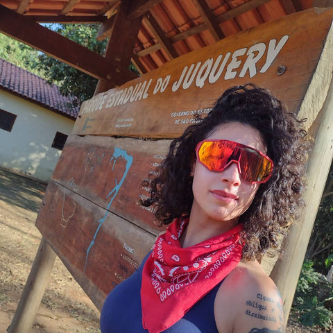 women wear quesharkglasses 1014