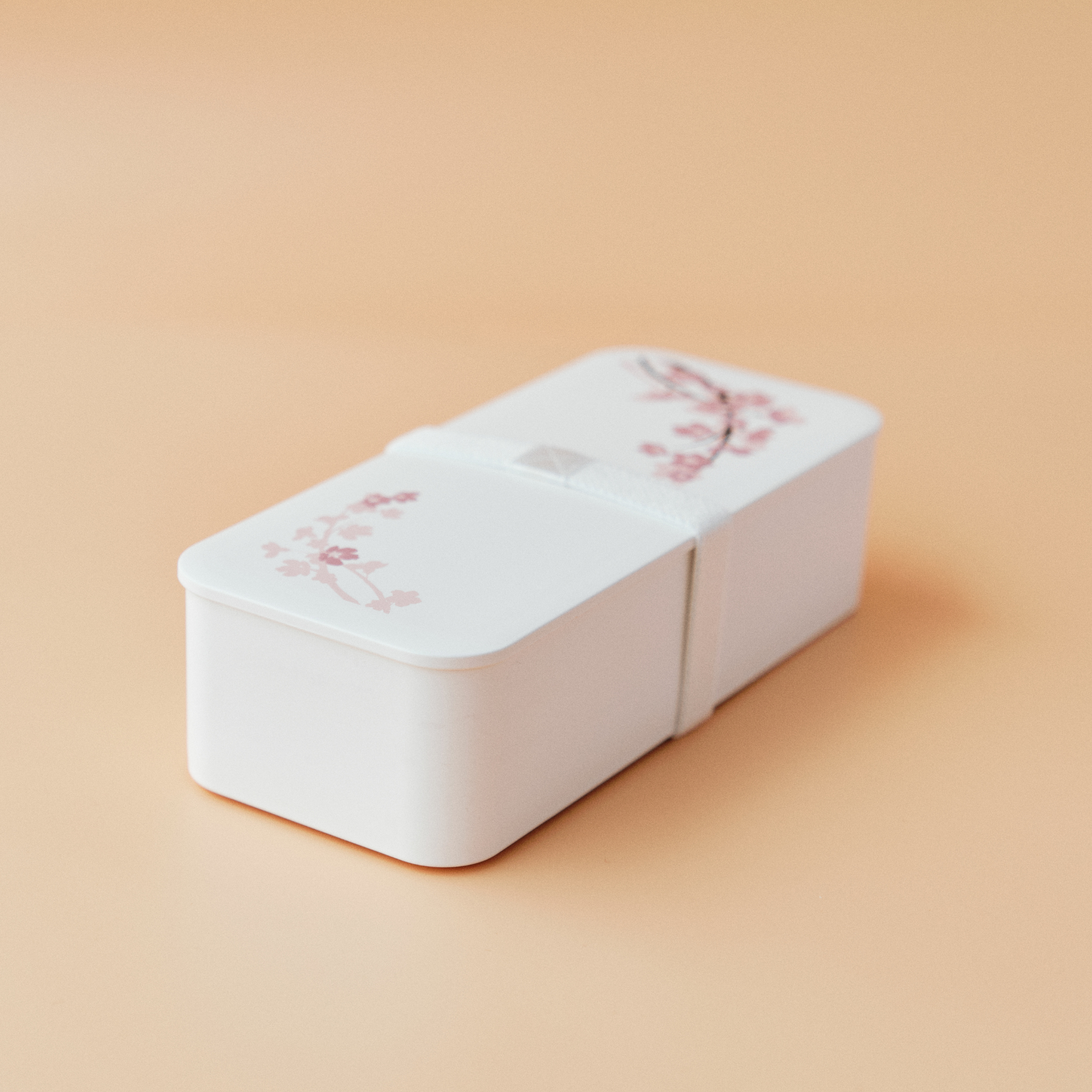 Sakura One-tier Slim Bento Box (550mL) | White