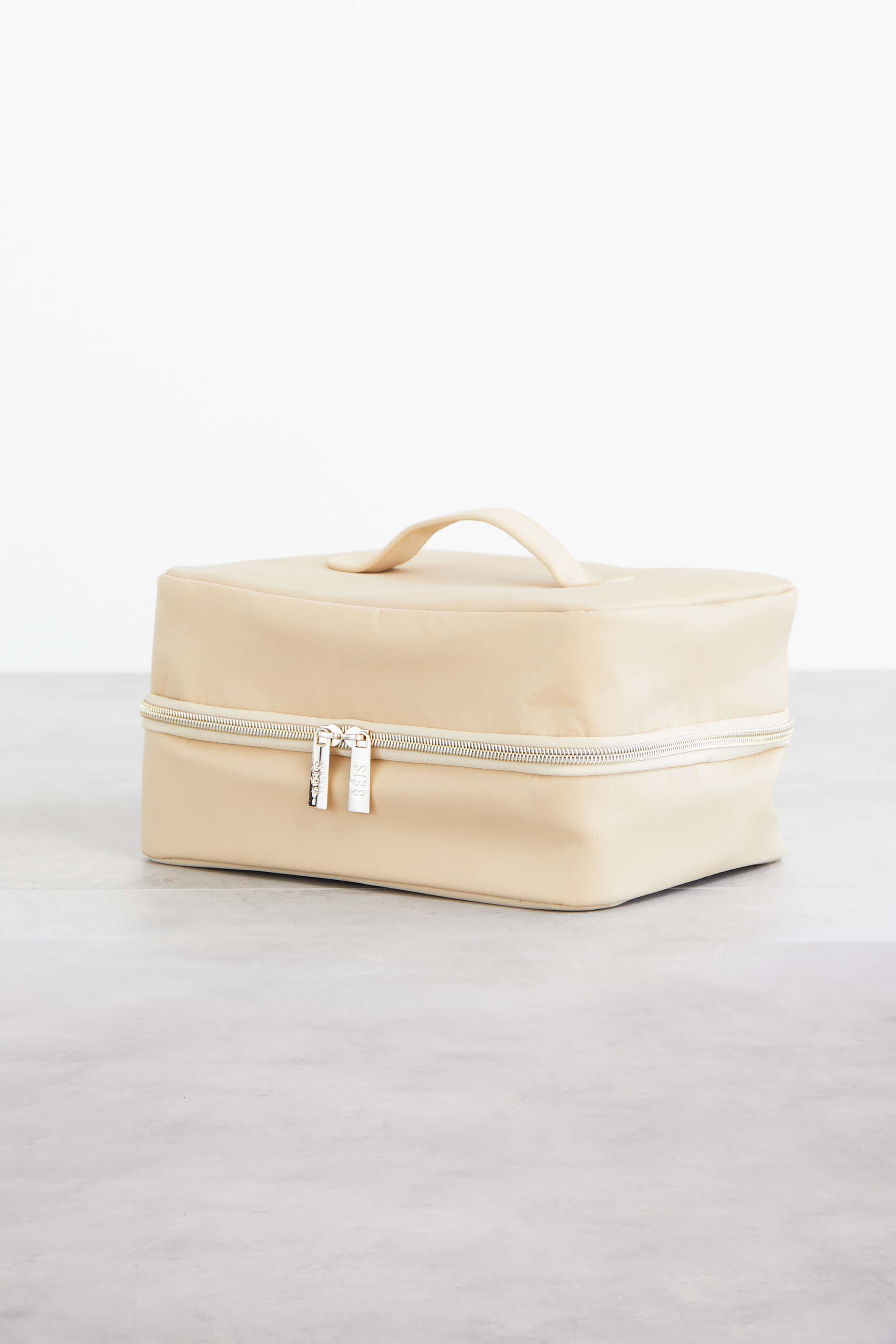 The Hanging Cosmetic Case in Beige