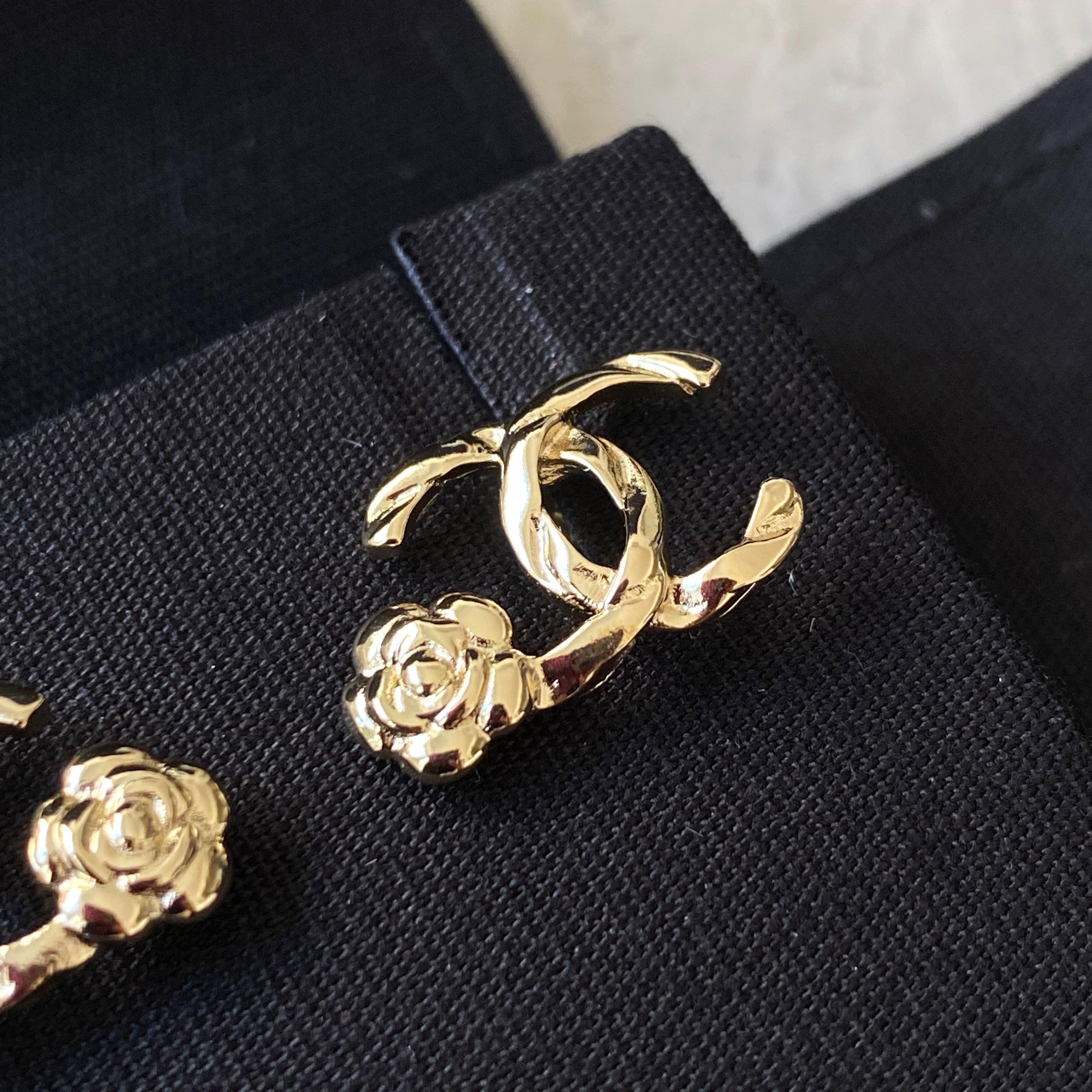 22A Camellia Gold CC Logo Stud Earrings