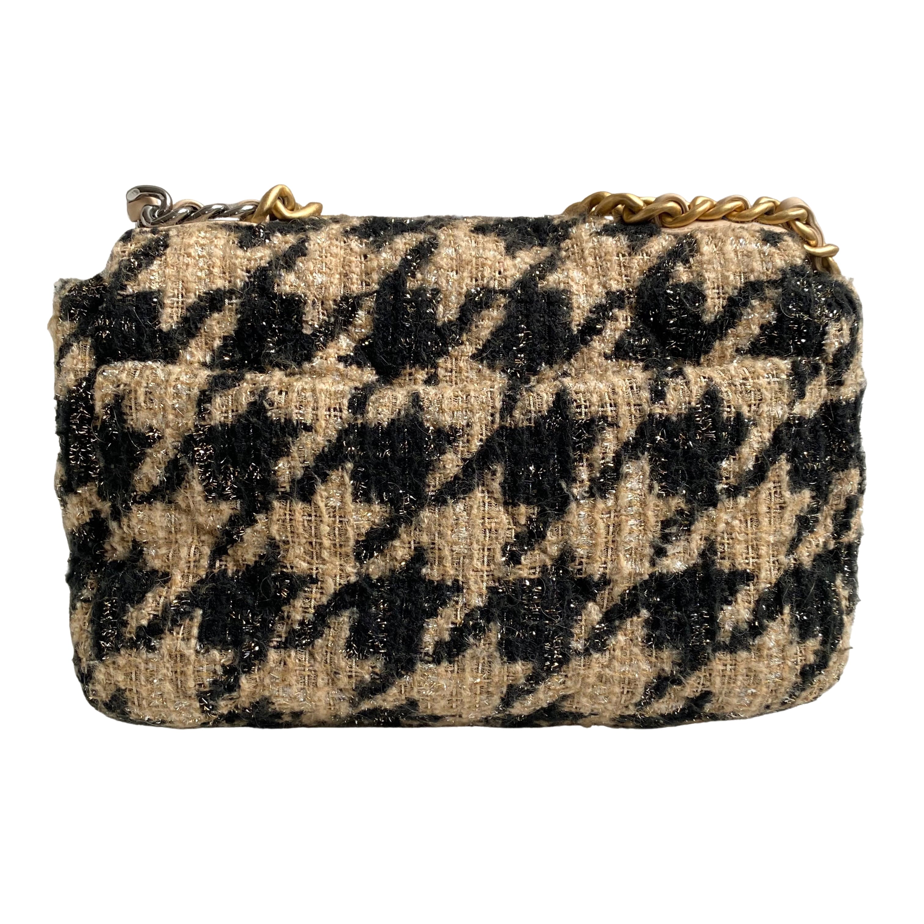 CHANEL 19 Small Flap Bag in 19K Beige Houndstooth Tweed