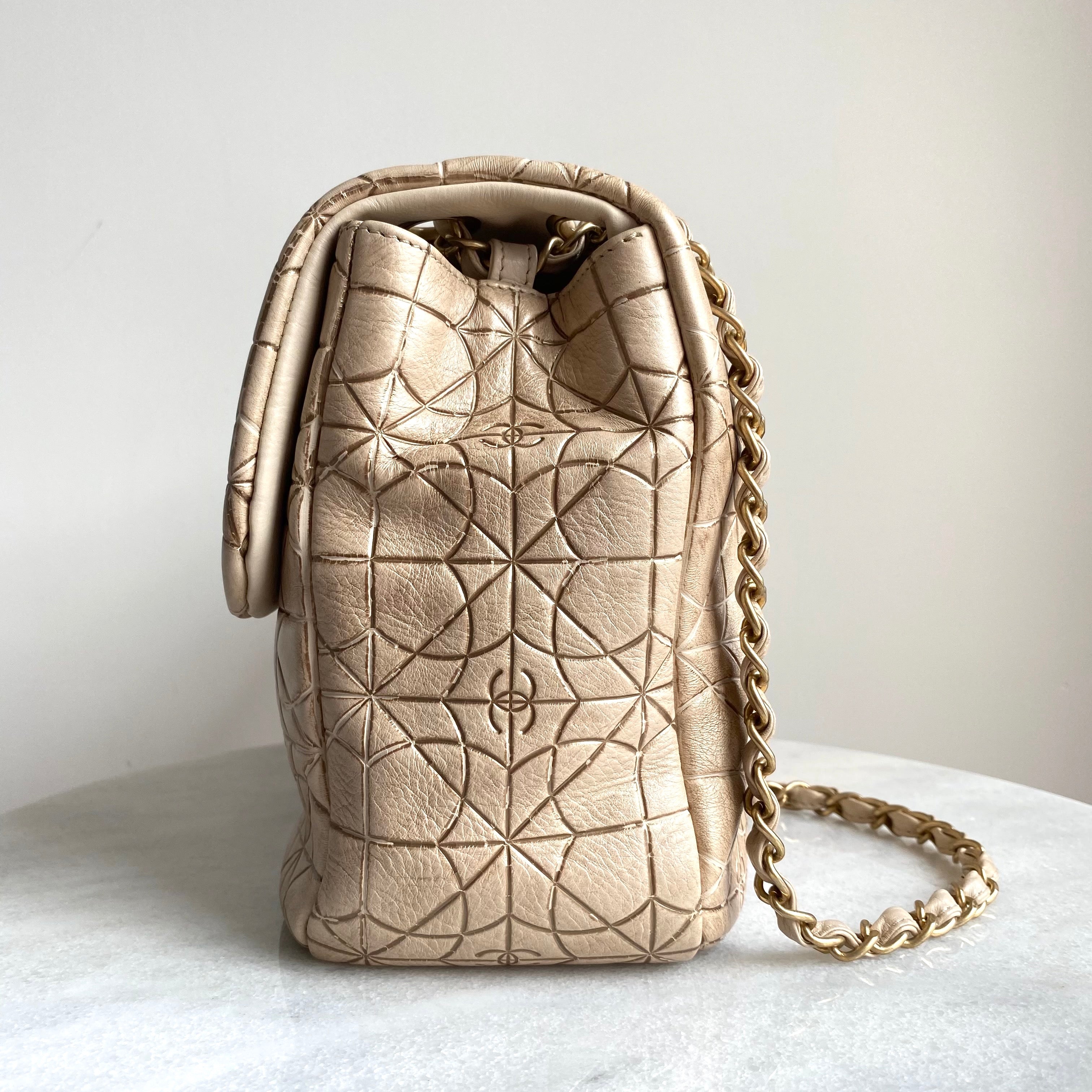 Paris-Moscou Moujik Sand Beige Flap Bag