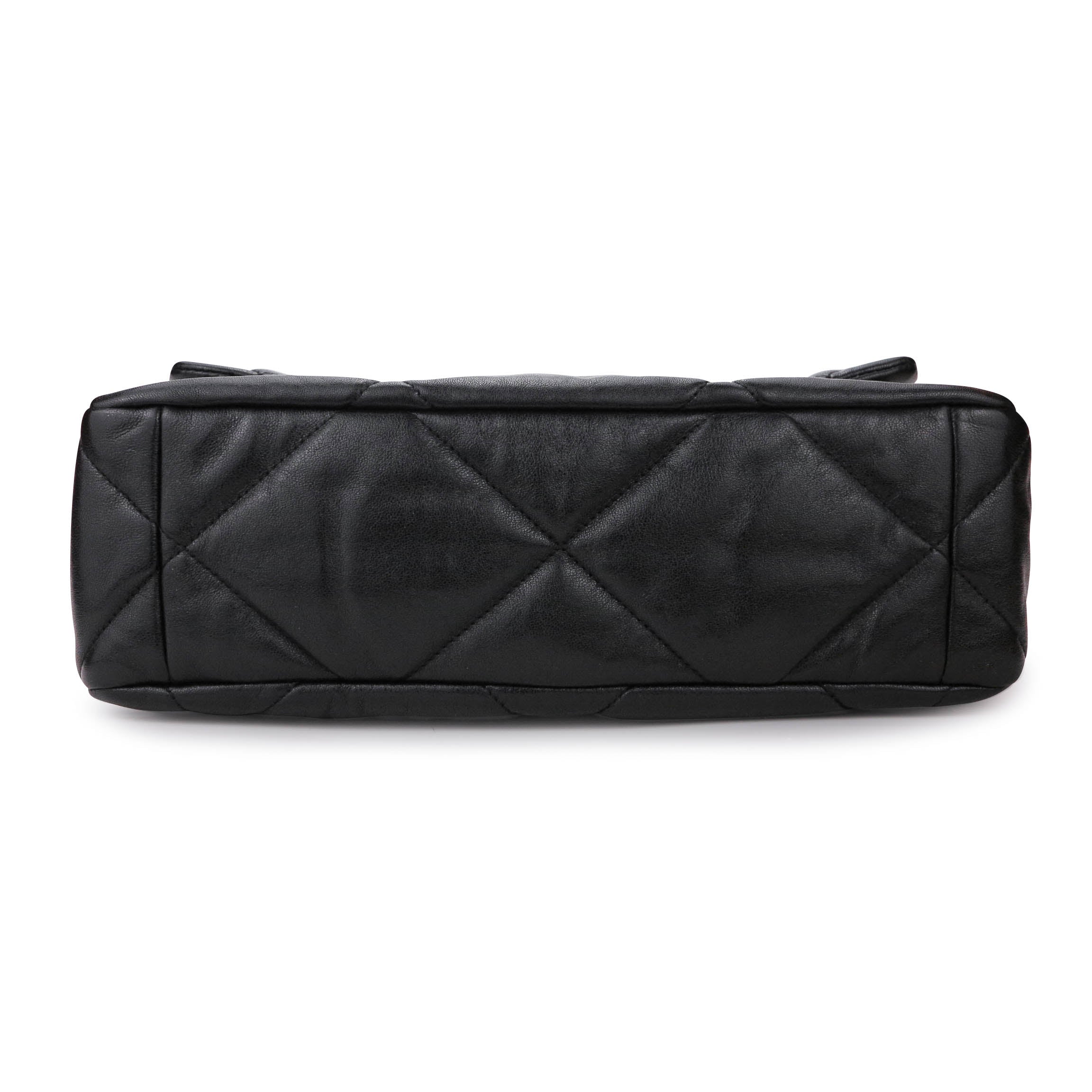 CHANEL 19 Medium Flap Bag in Black Lambskin