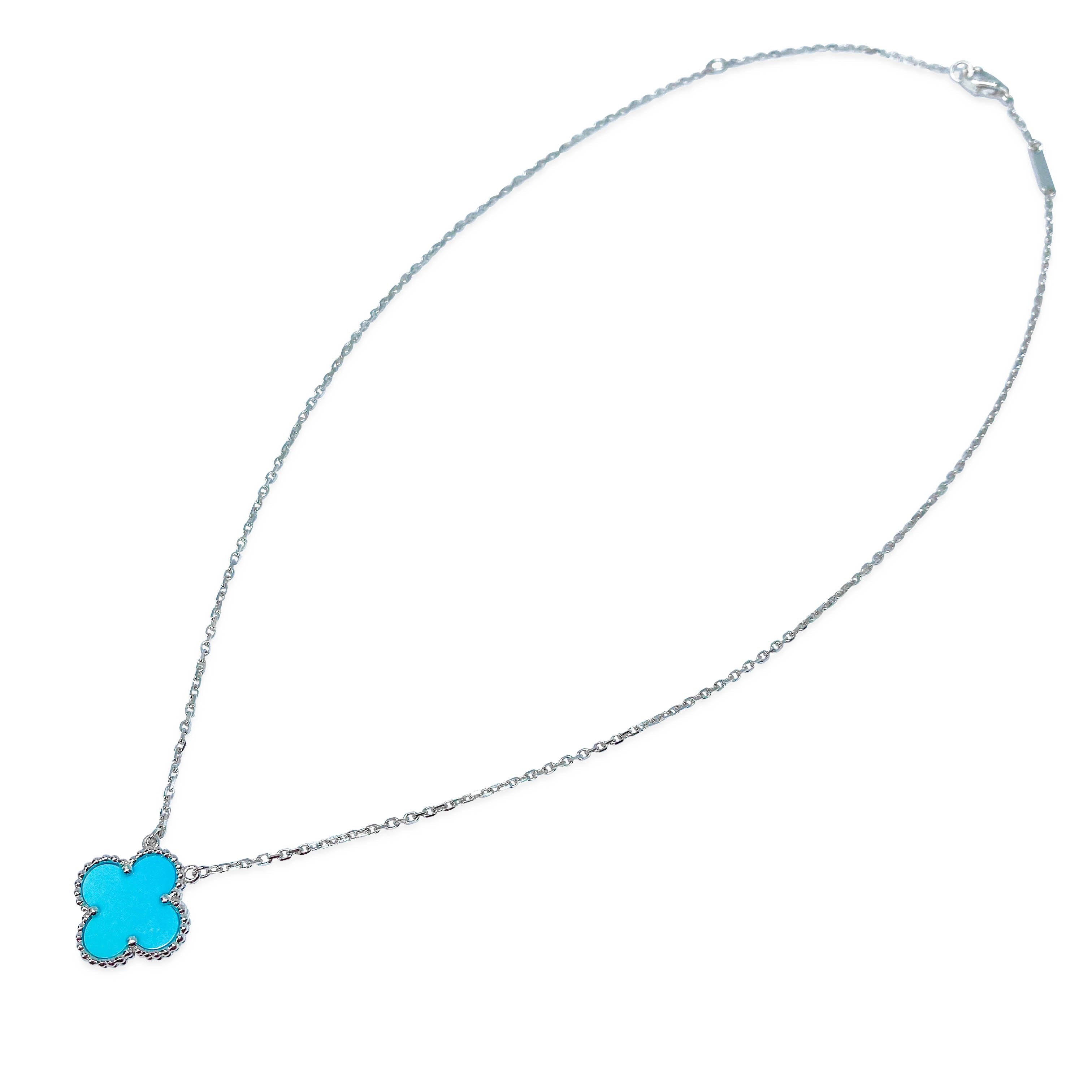 Vintage Alhambra Pendant Necklace in 18k White Gold Turquoise