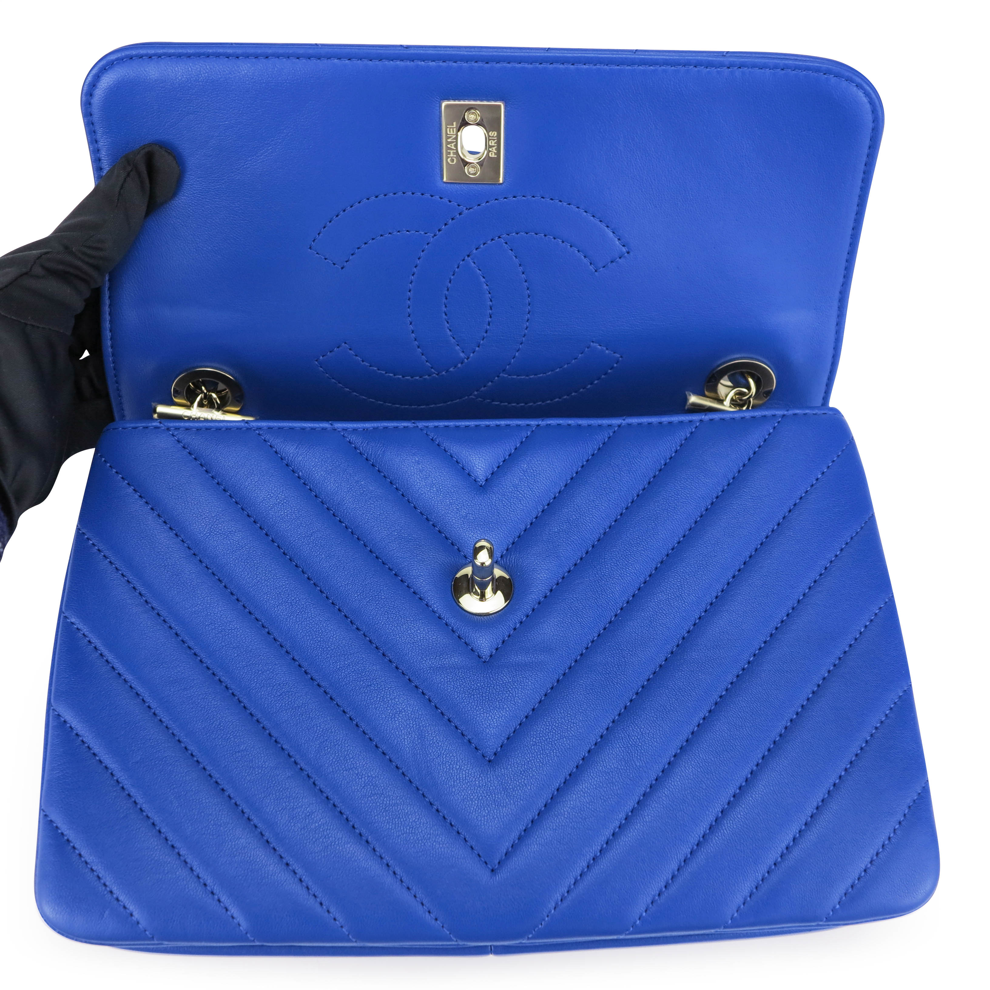 Small Trendy CC Flap Bag with Top Handle in Chevron Blue Lambskin