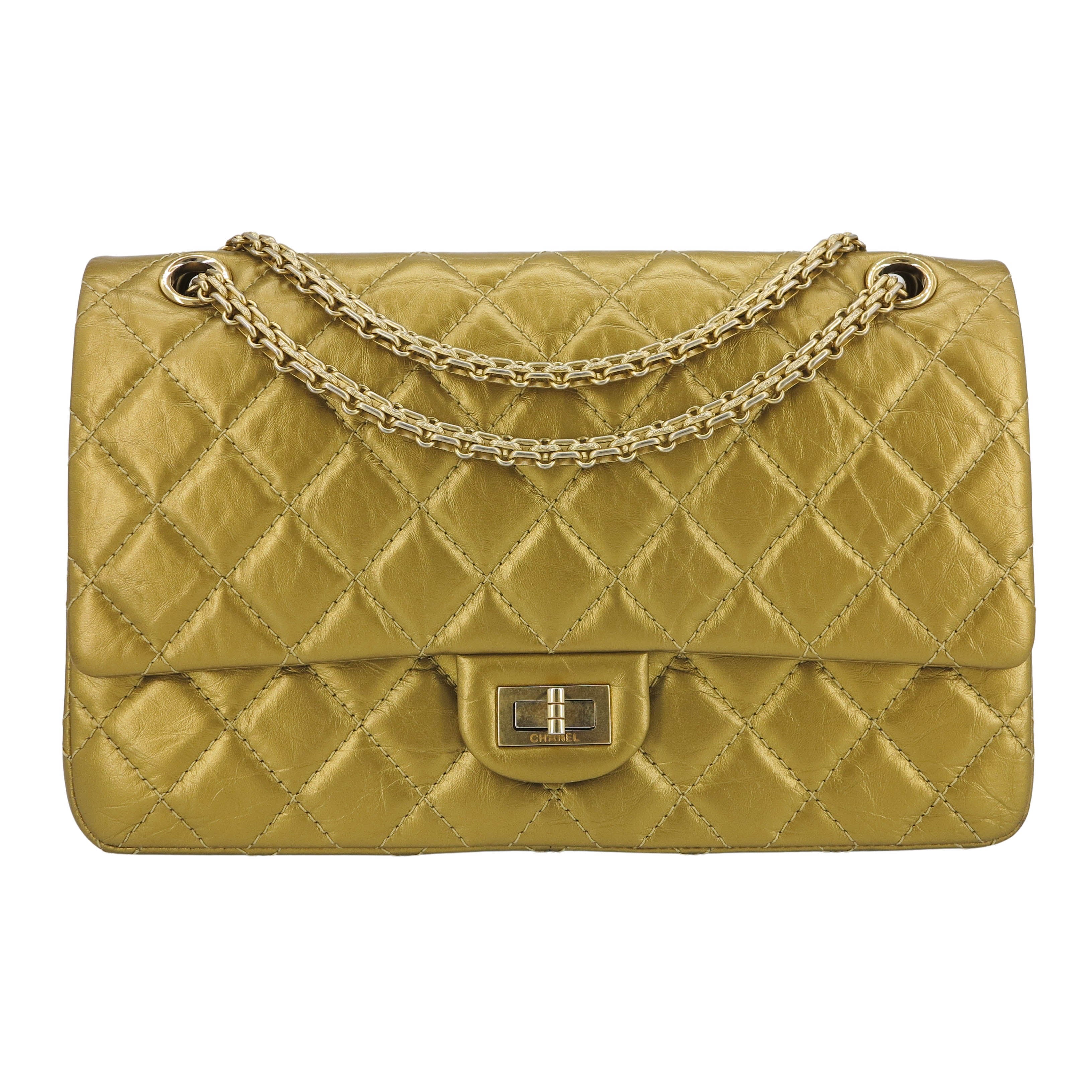 2.55 Reissue Large Flap Bag Size 226 in Gold Aged Calfskin