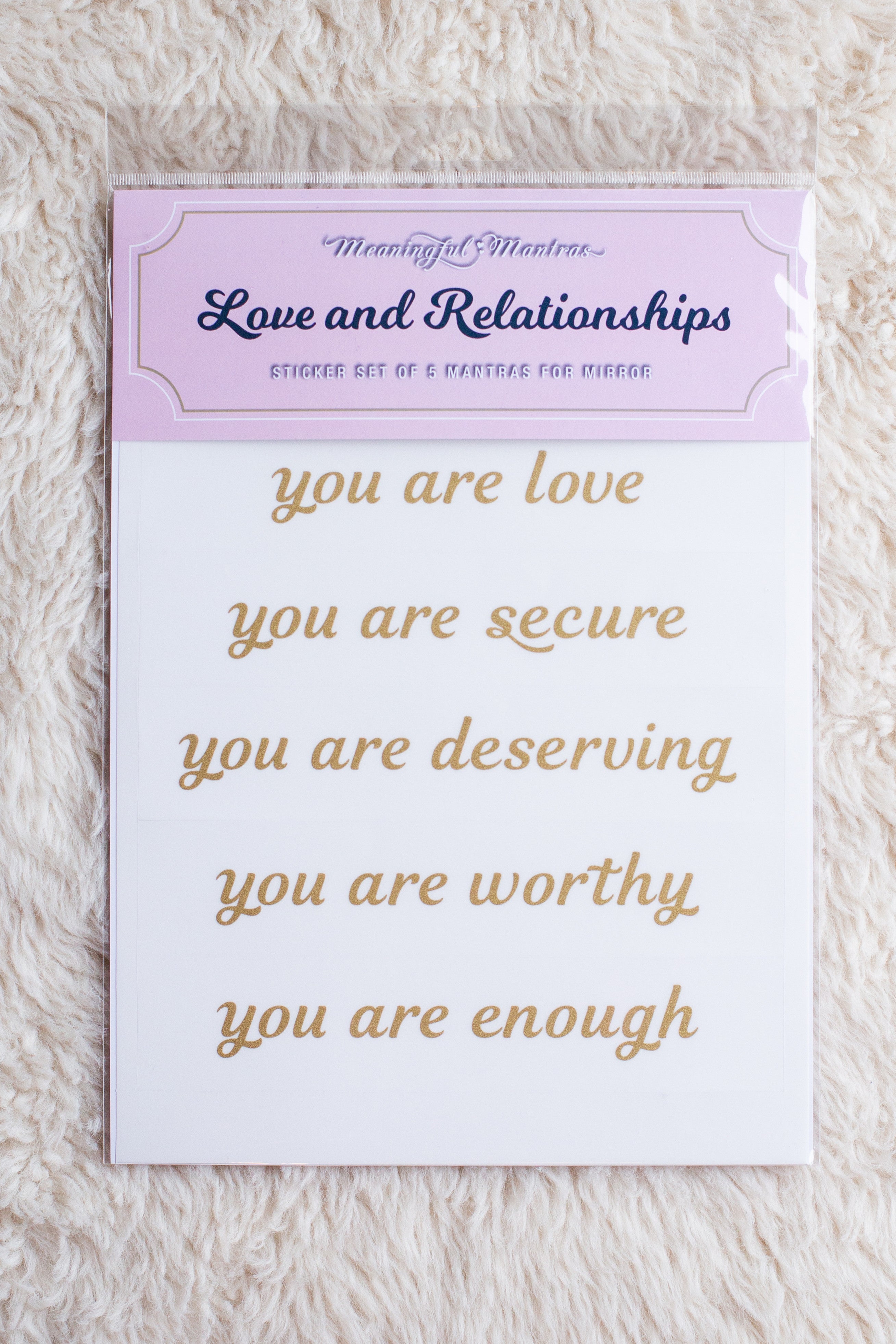 MIRROR MANTRAS - LOVE & RELATIONSHIPS